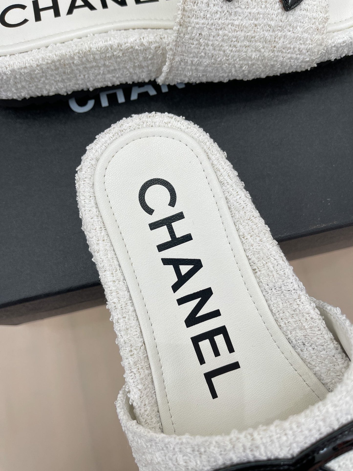 Luxury Shoes Sandals - CHL - 815