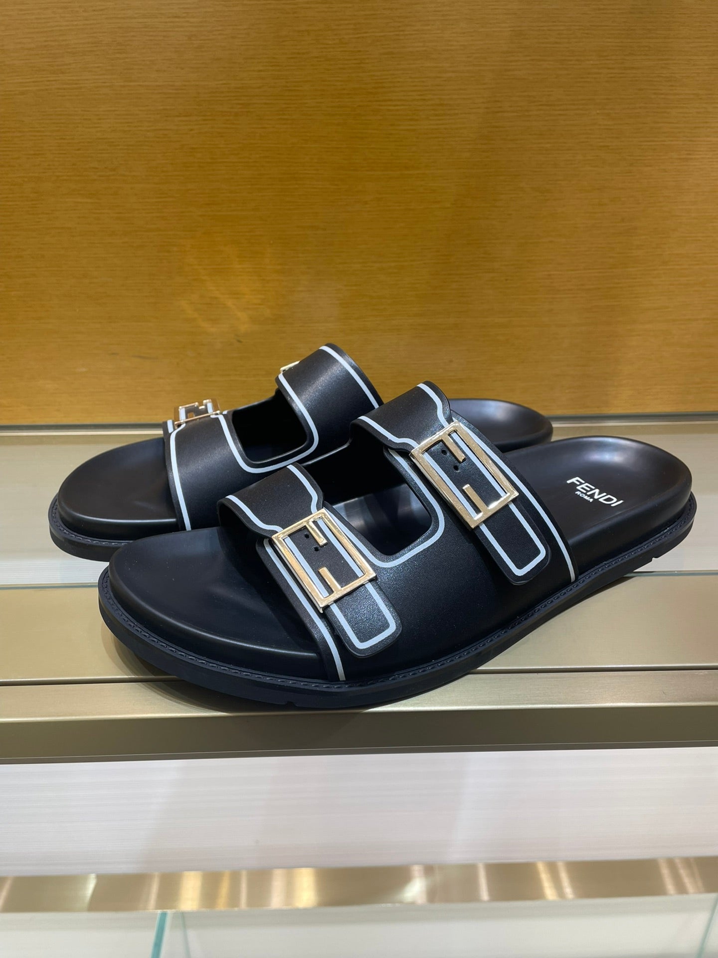 Luxury Shoes - FED - 217