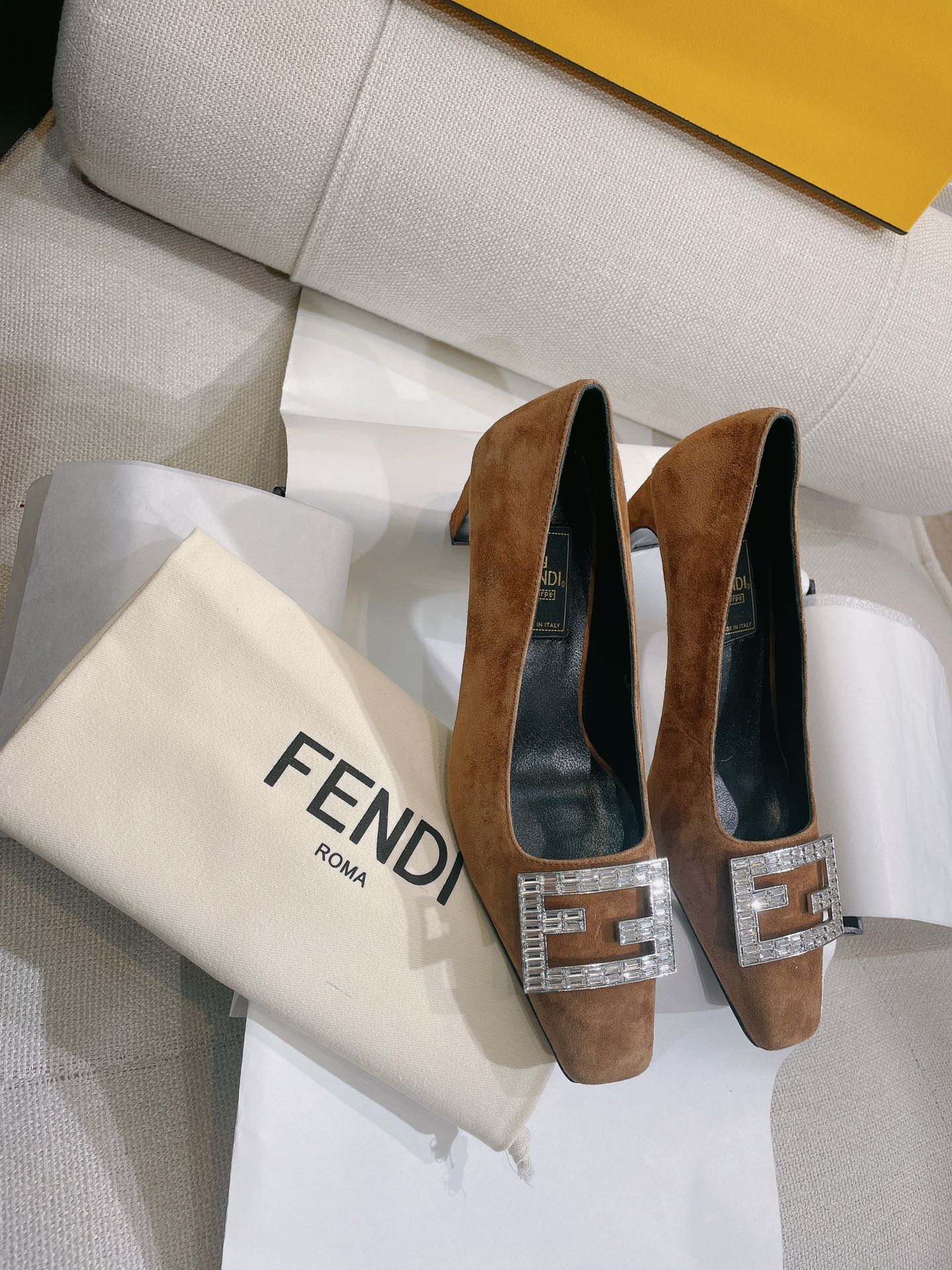 Luxury Shoes - FED - 195