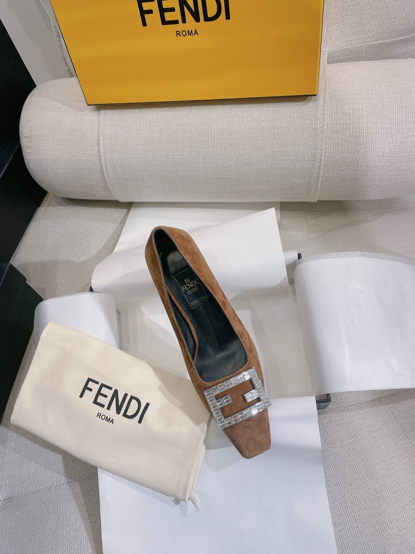 Luxury Shoes - FED - 195