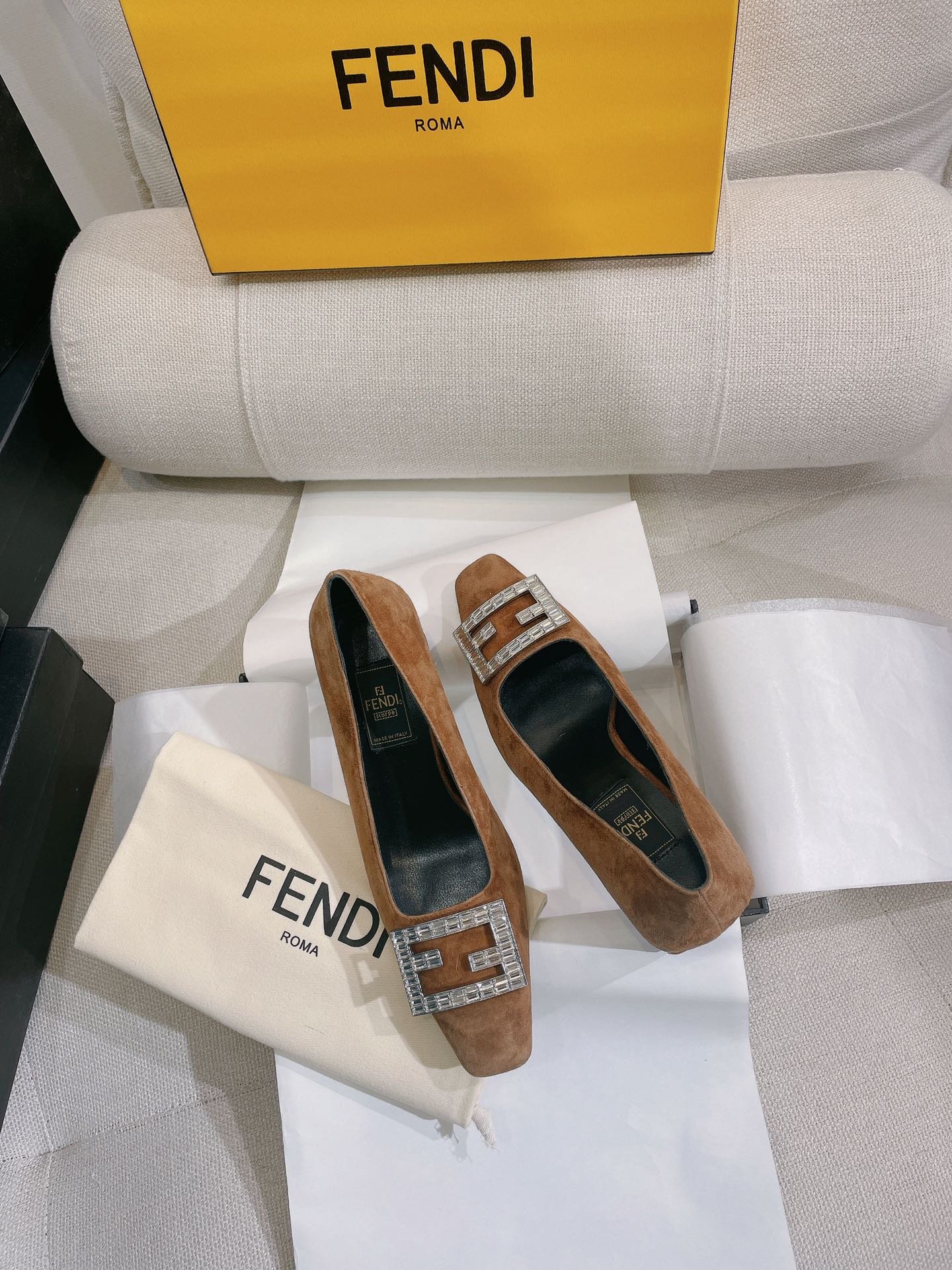 Luxury Shoes - FED - 195