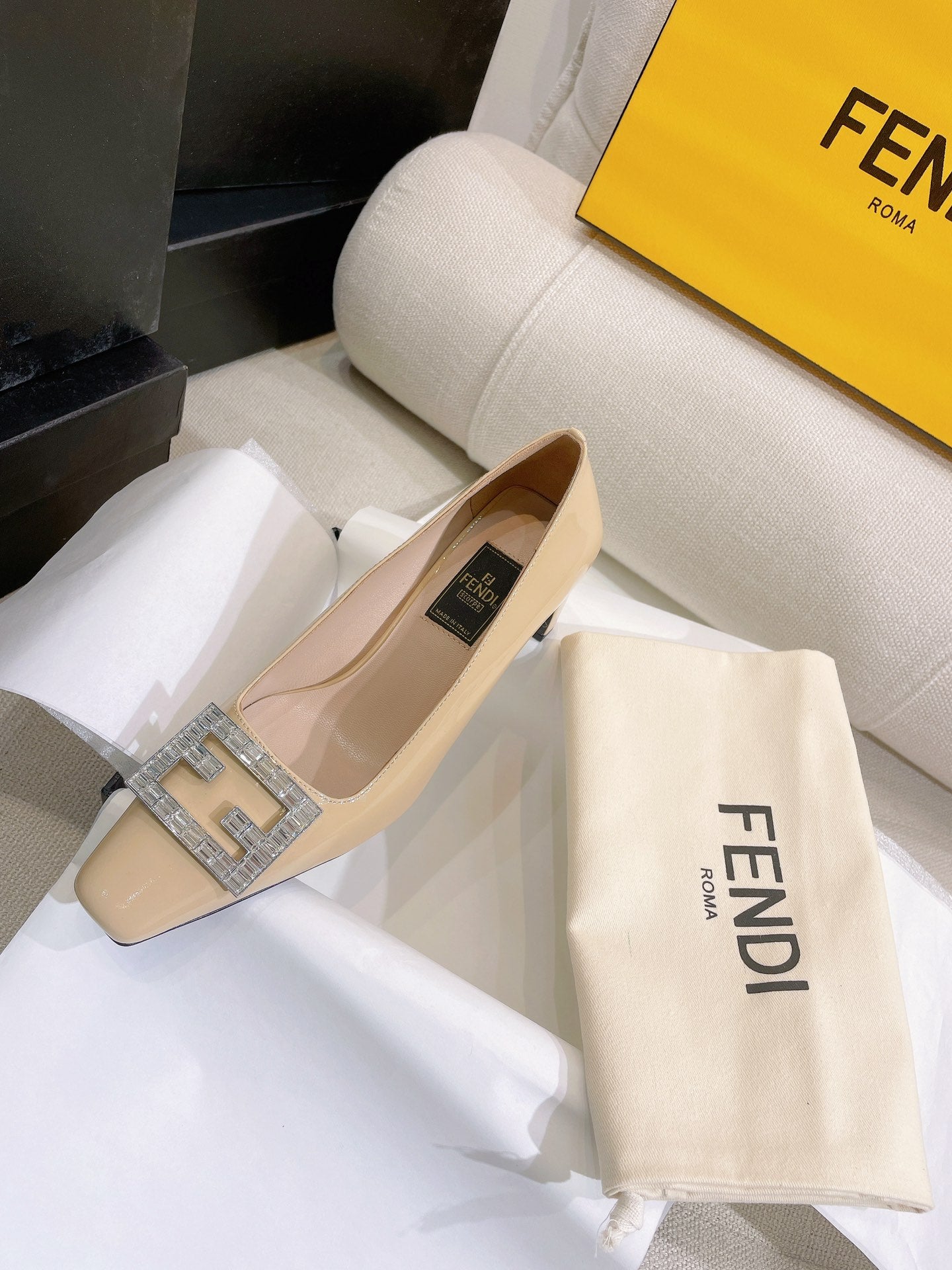 Luxury Shoes - FED - 196