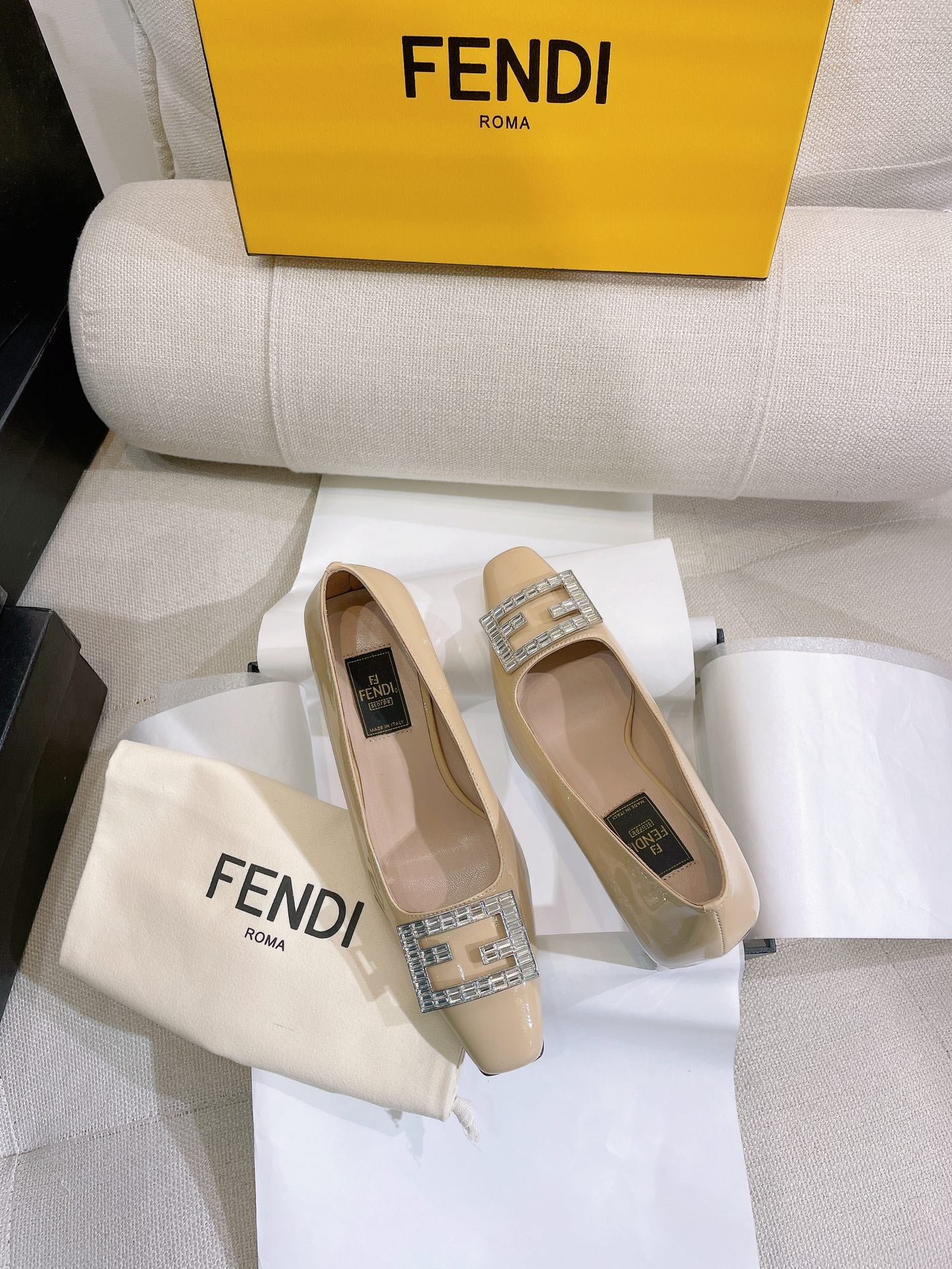 Luxury Shoes - FED - 196