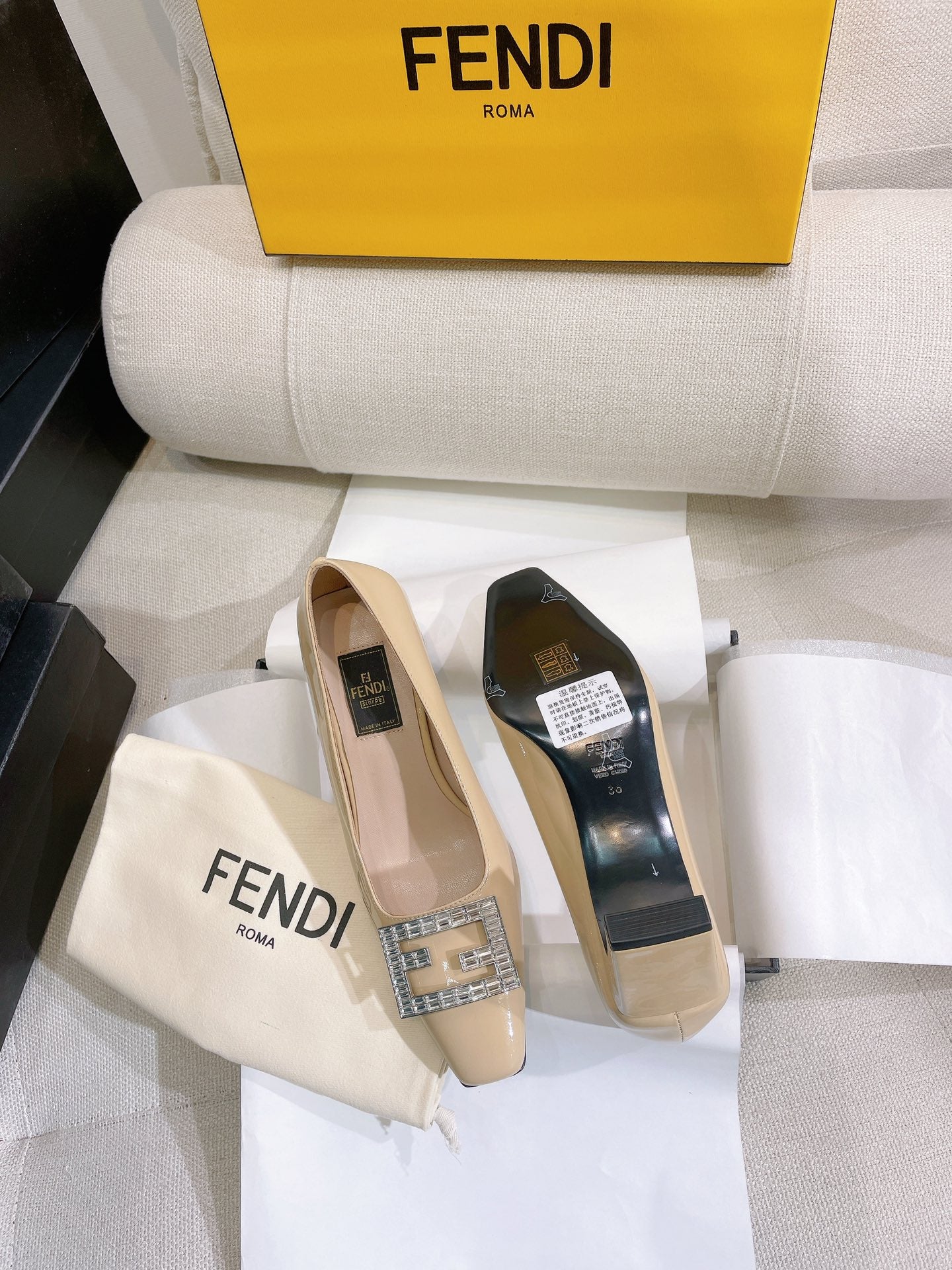 Luxury Shoes - FED - 196