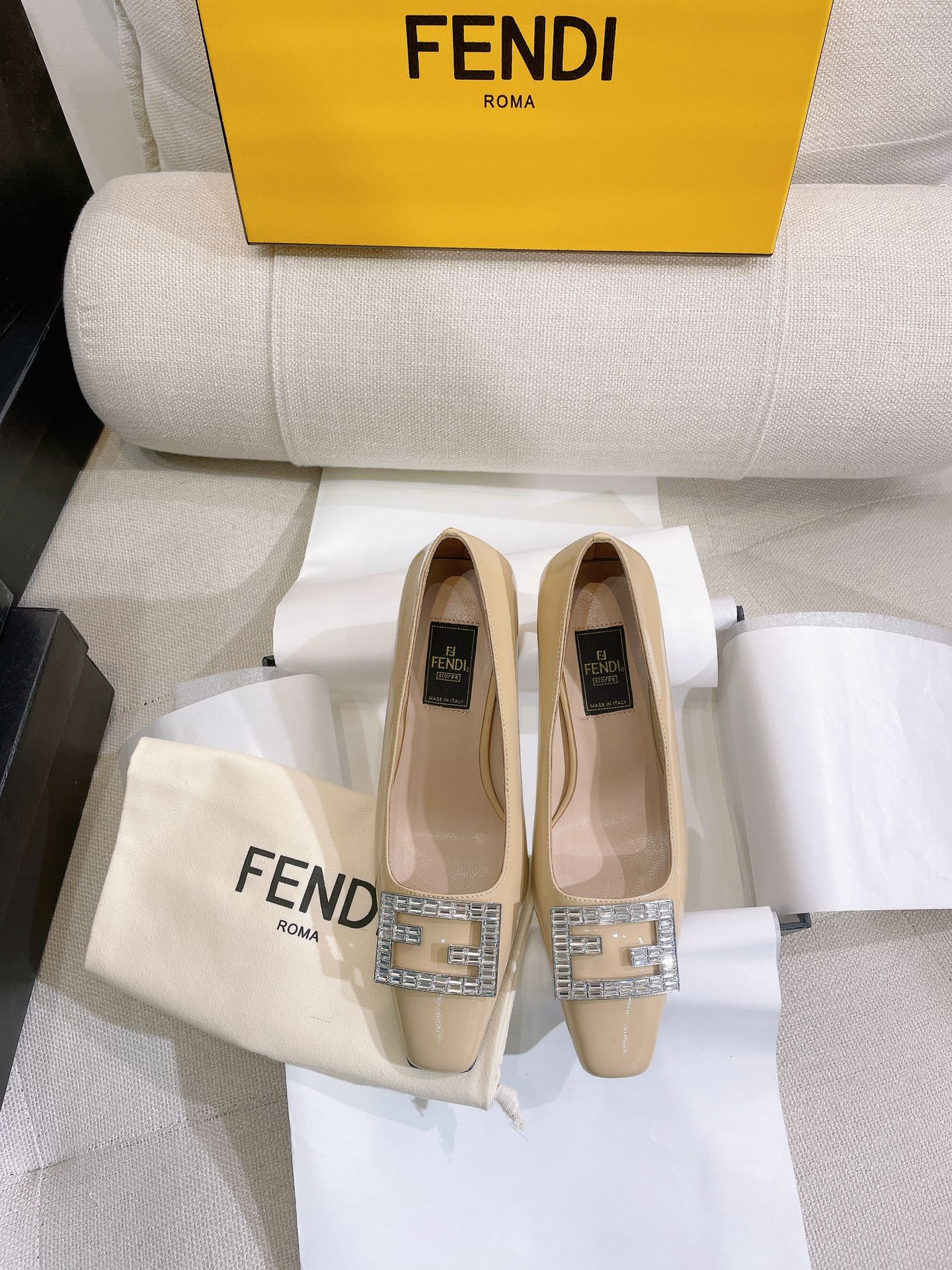 Luxury Shoes - FED - 196