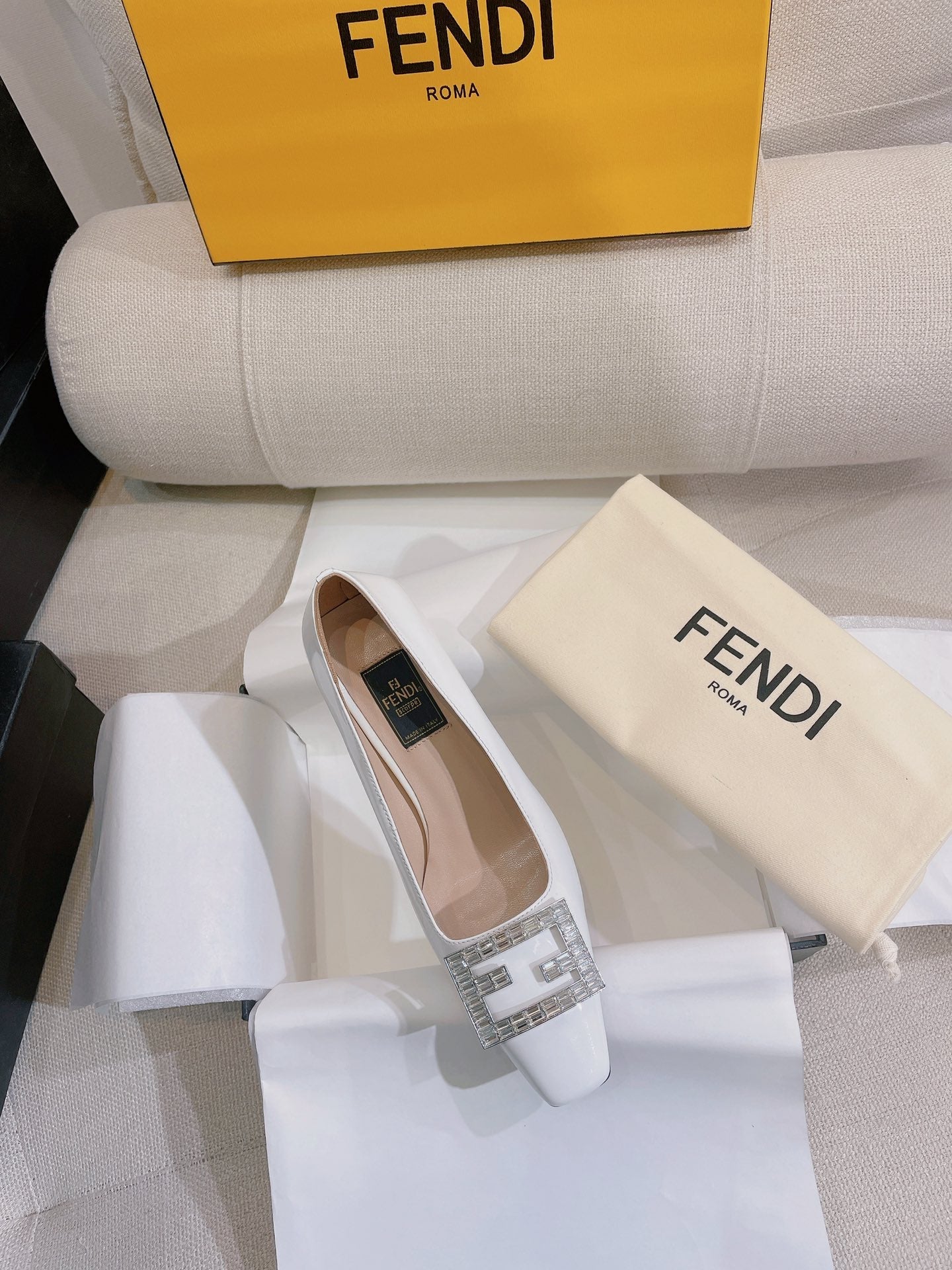 Luxury Shoes - FED - 197