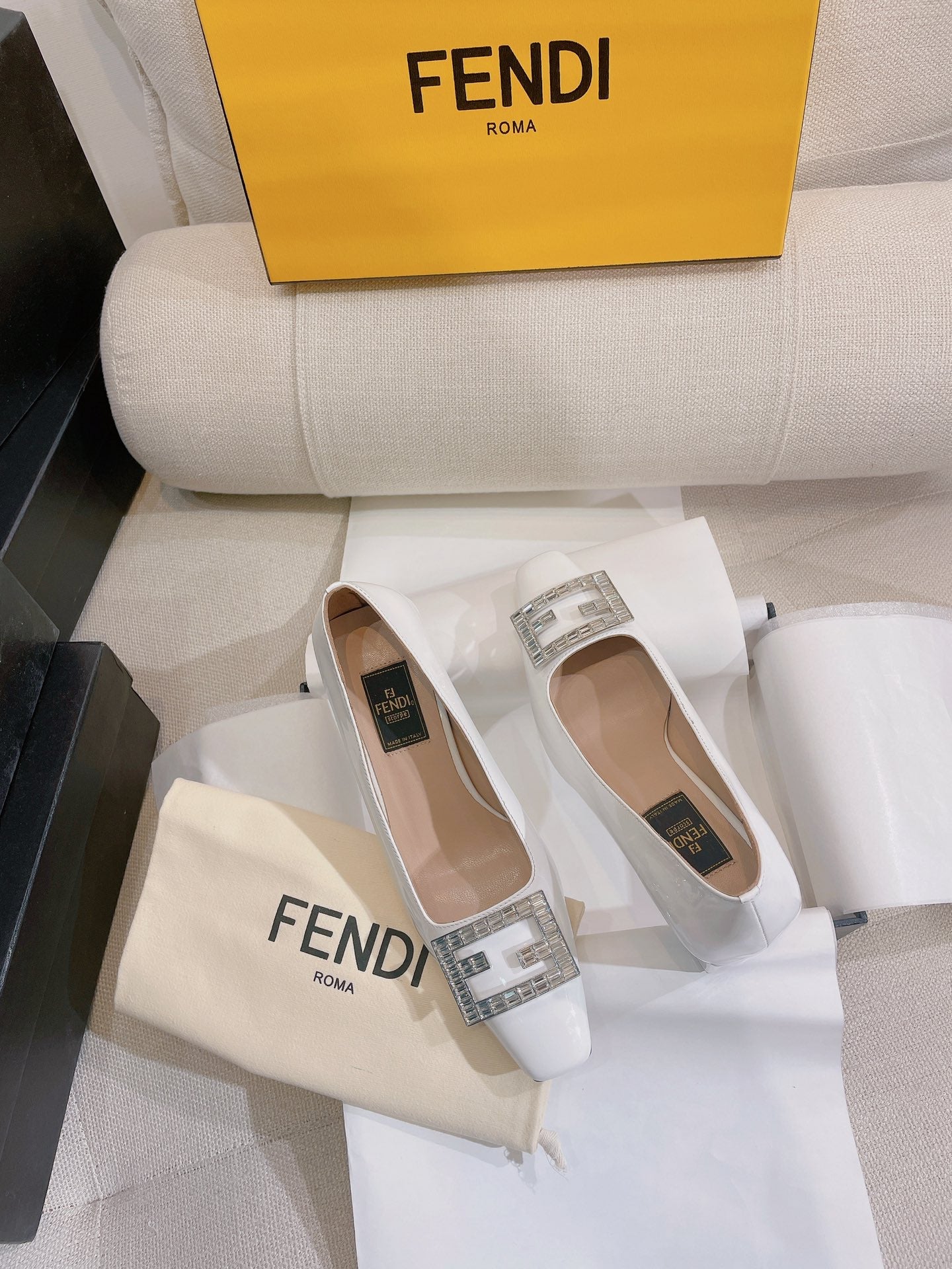 Luxury Shoes - FED - 197