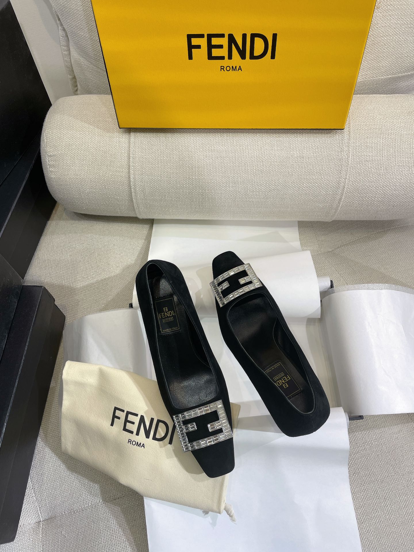 Luxury Shoes - FED - 198