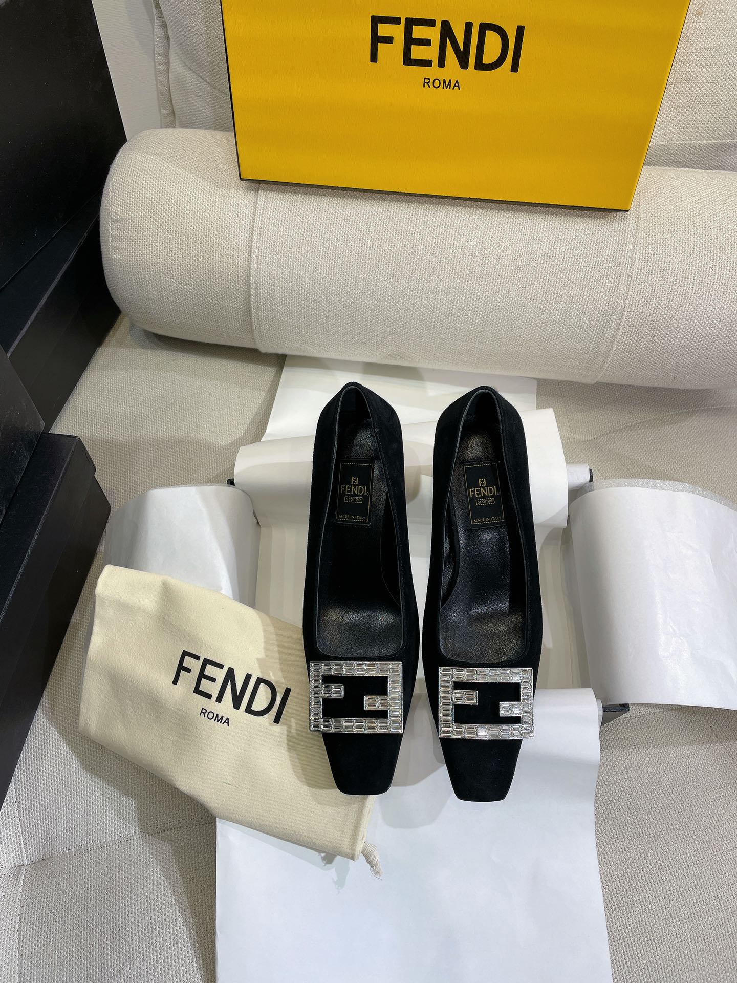 Luxury Shoes - FED - 198