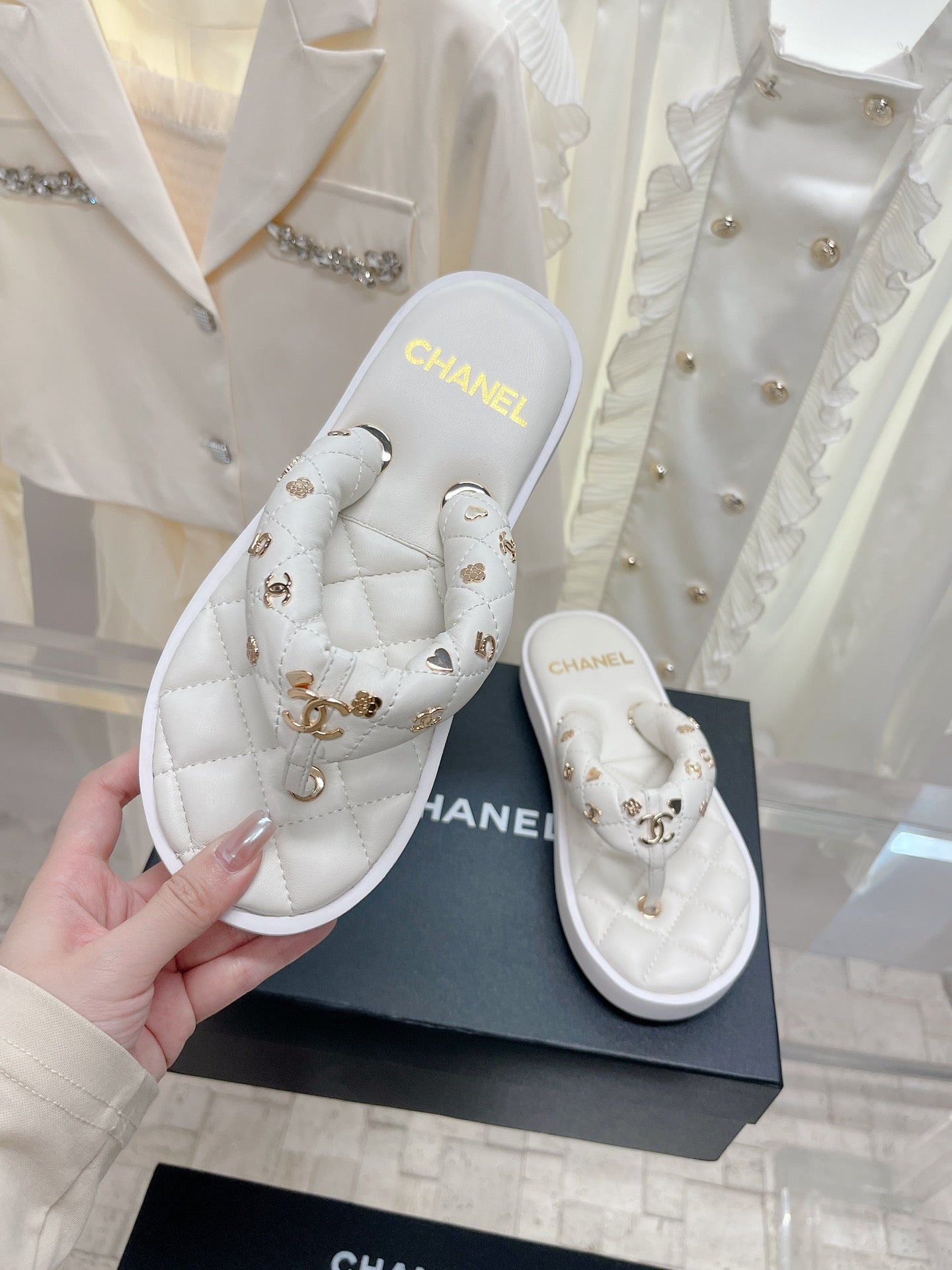 Luxury Shoes Sandals - CHL - 119