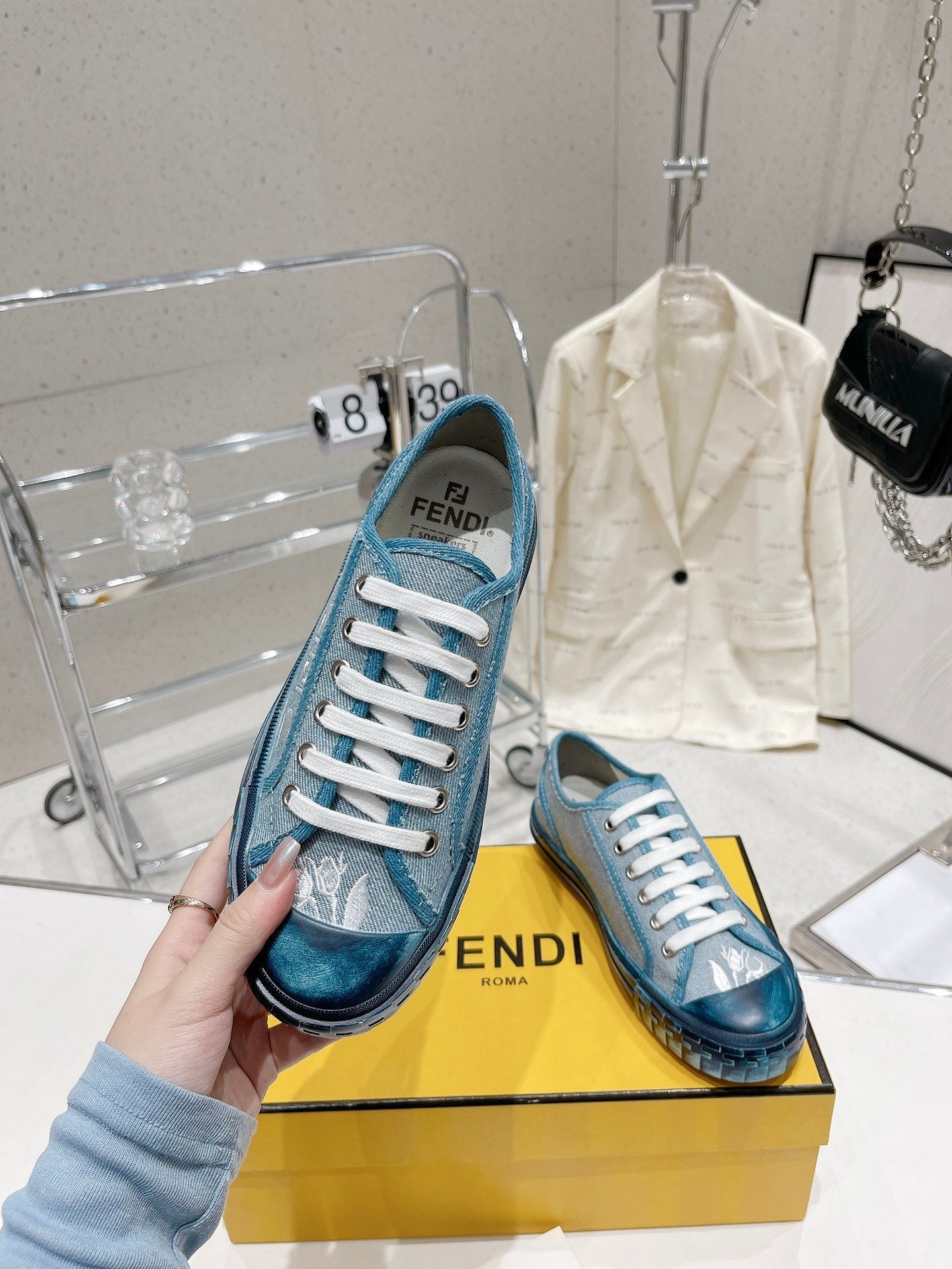 Luxury Shoes - FED - 175