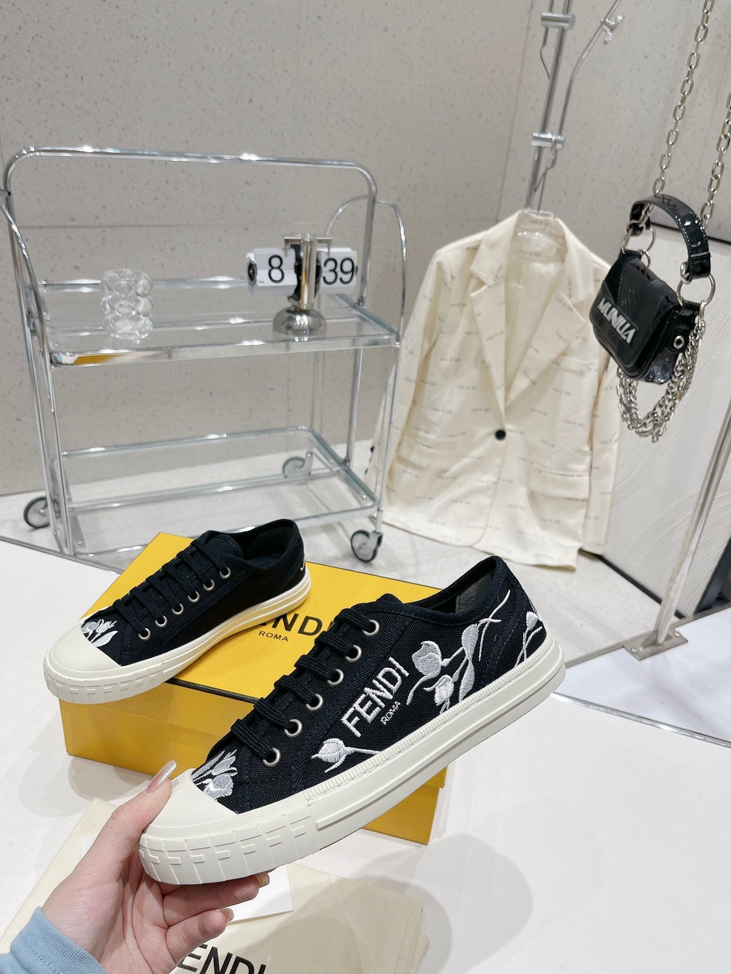 Luxury Shoes - FED - 174