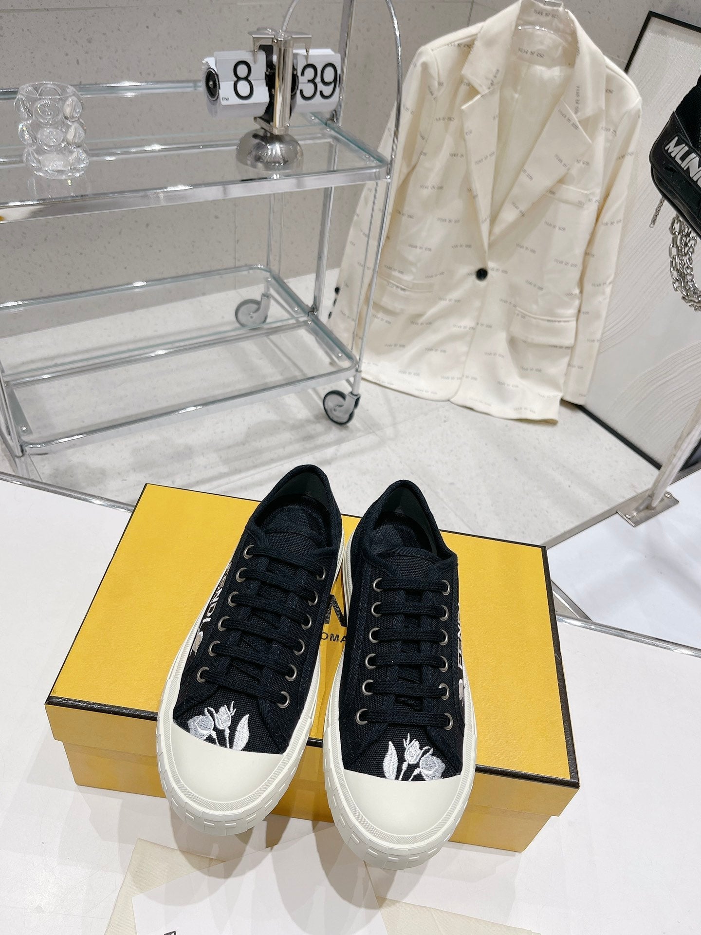 Luxury Shoes - FED - 174