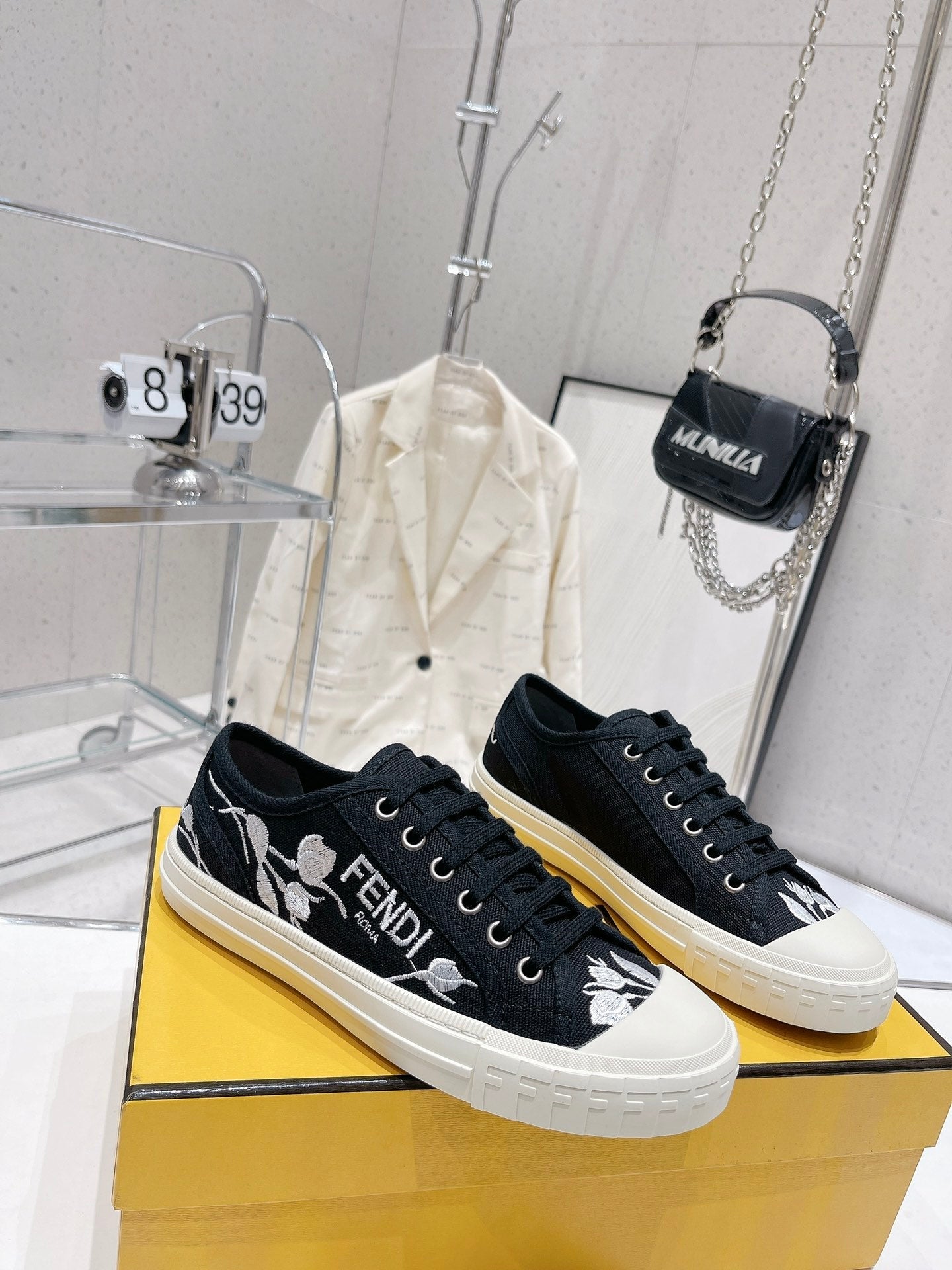 Luxury Shoes - FED - 174