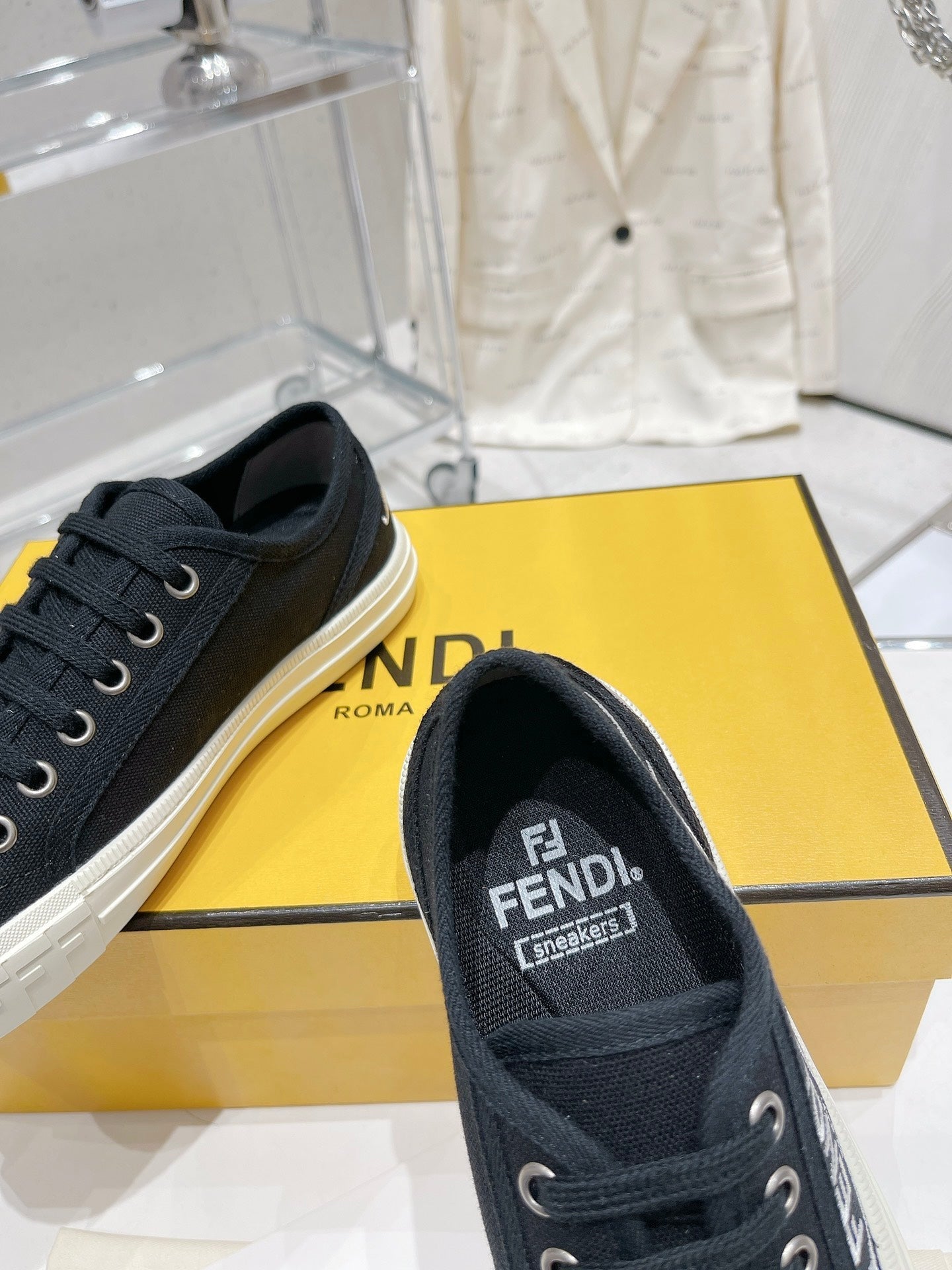 Luxury Shoes - FED - 174