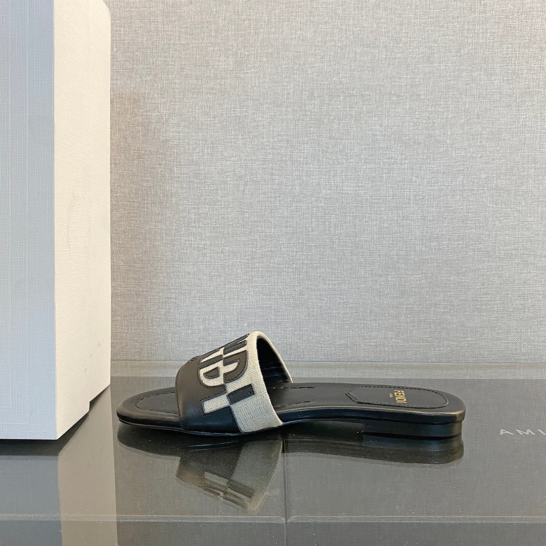 Luxury Shoes - FED - 170