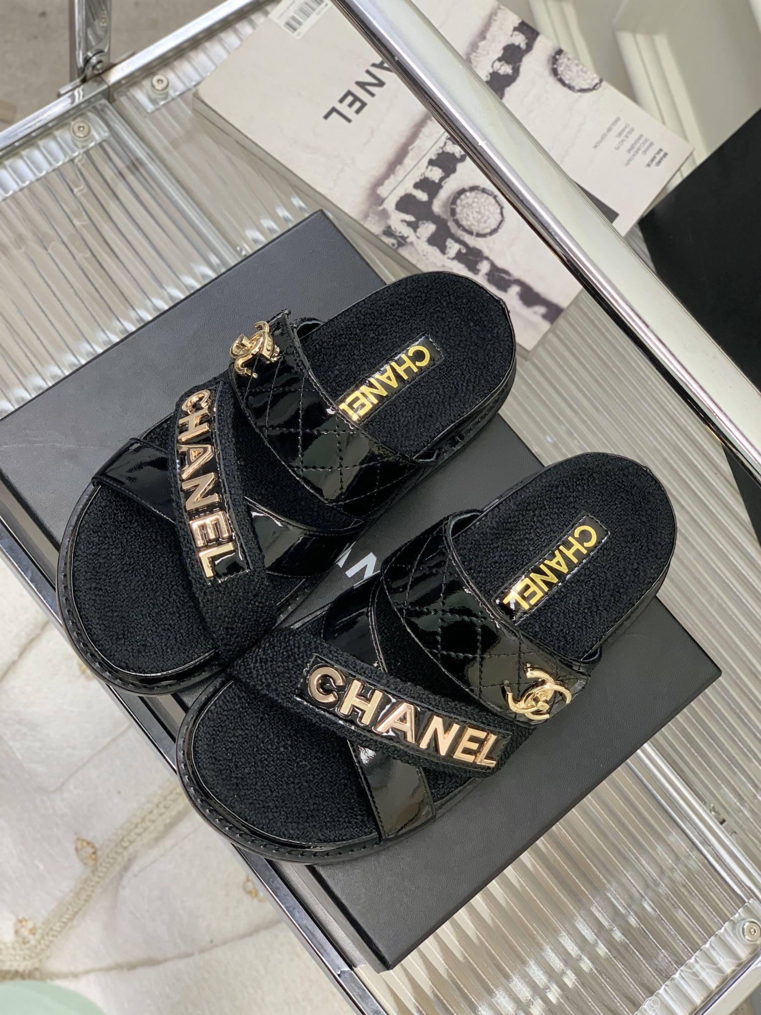 Luxury Shoes Sandals - CHL - 689