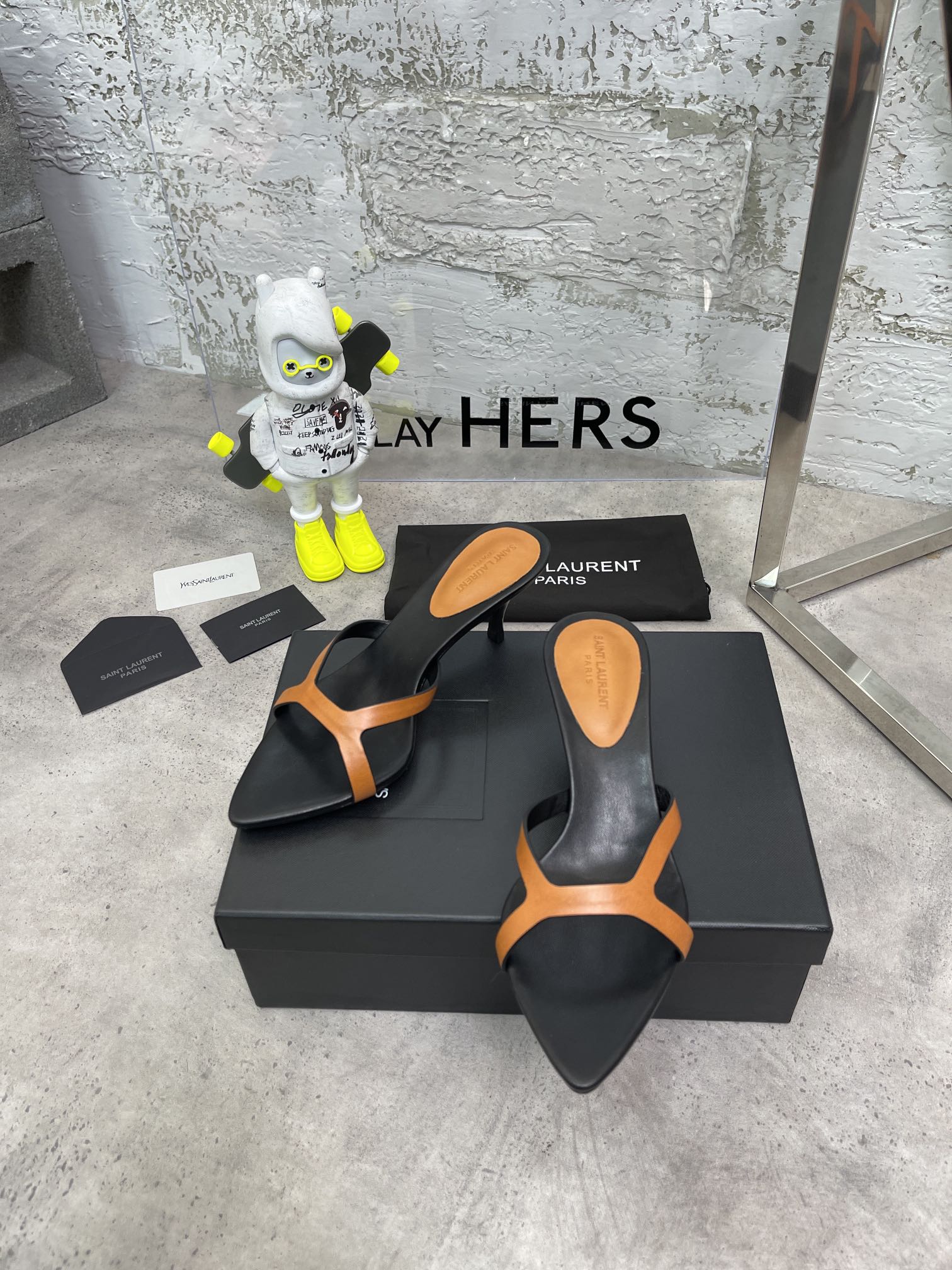 Luxury Shoes Sandals - SL - 210