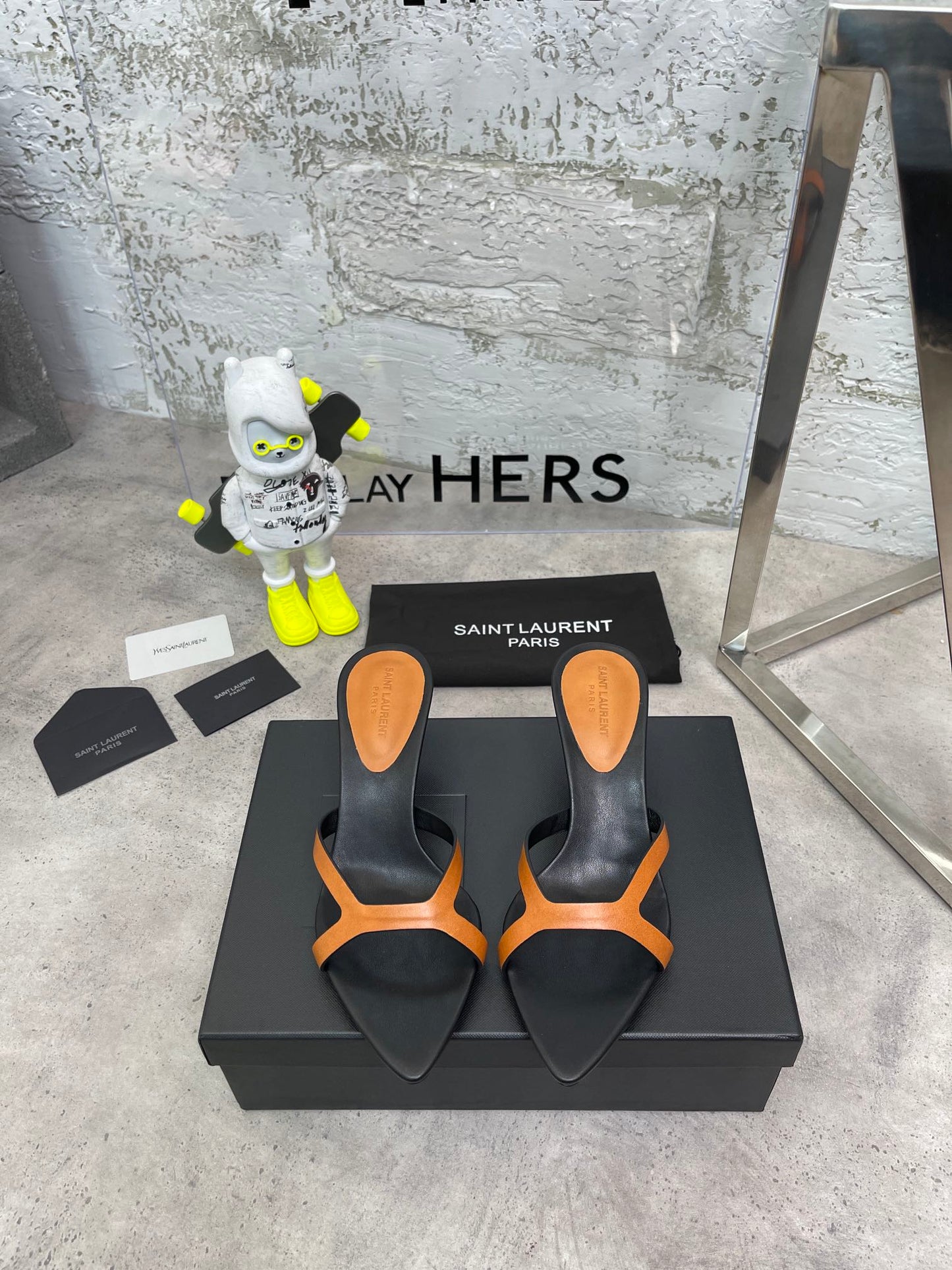 Luxury Shoes Sandals - SL - 210