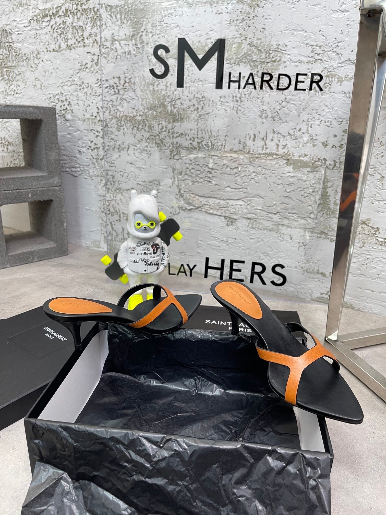 Luxury Shoes Sandals - SL - 210