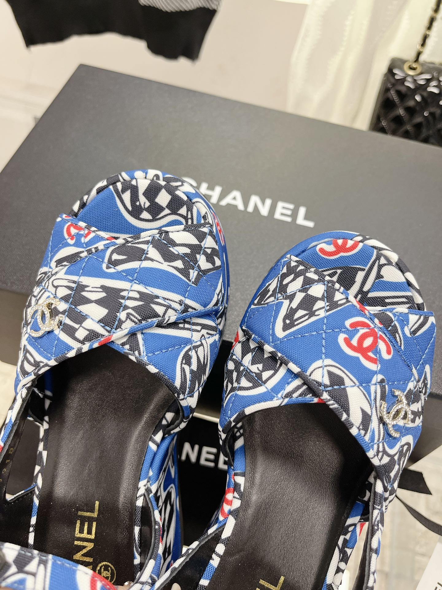 Luxury Shoes Sandals - CHL - 171