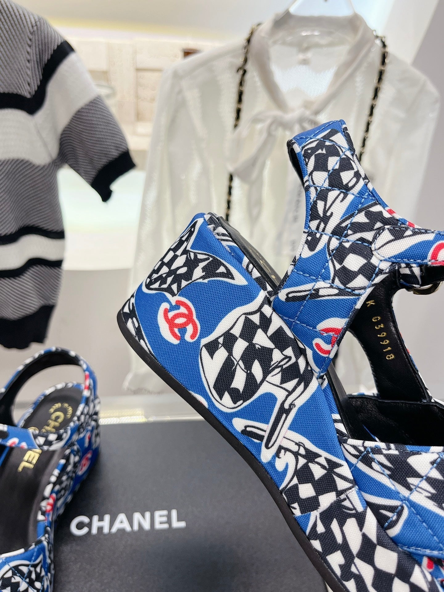 Luxury Shoes Sandals - CHL - 171