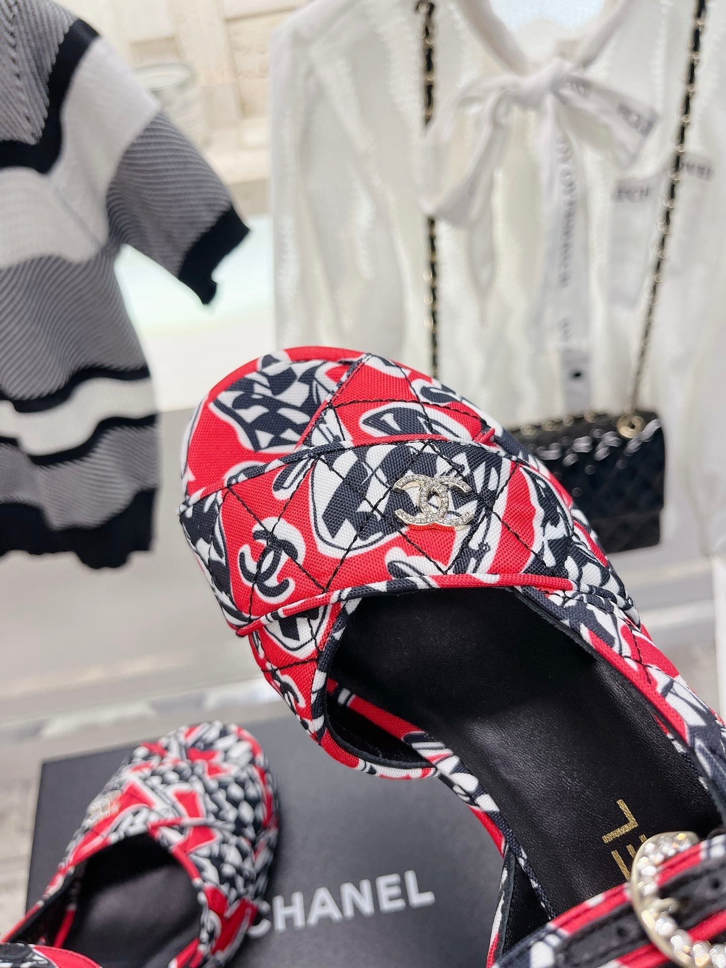 Luxury Shoes Sandals - CHL - 172