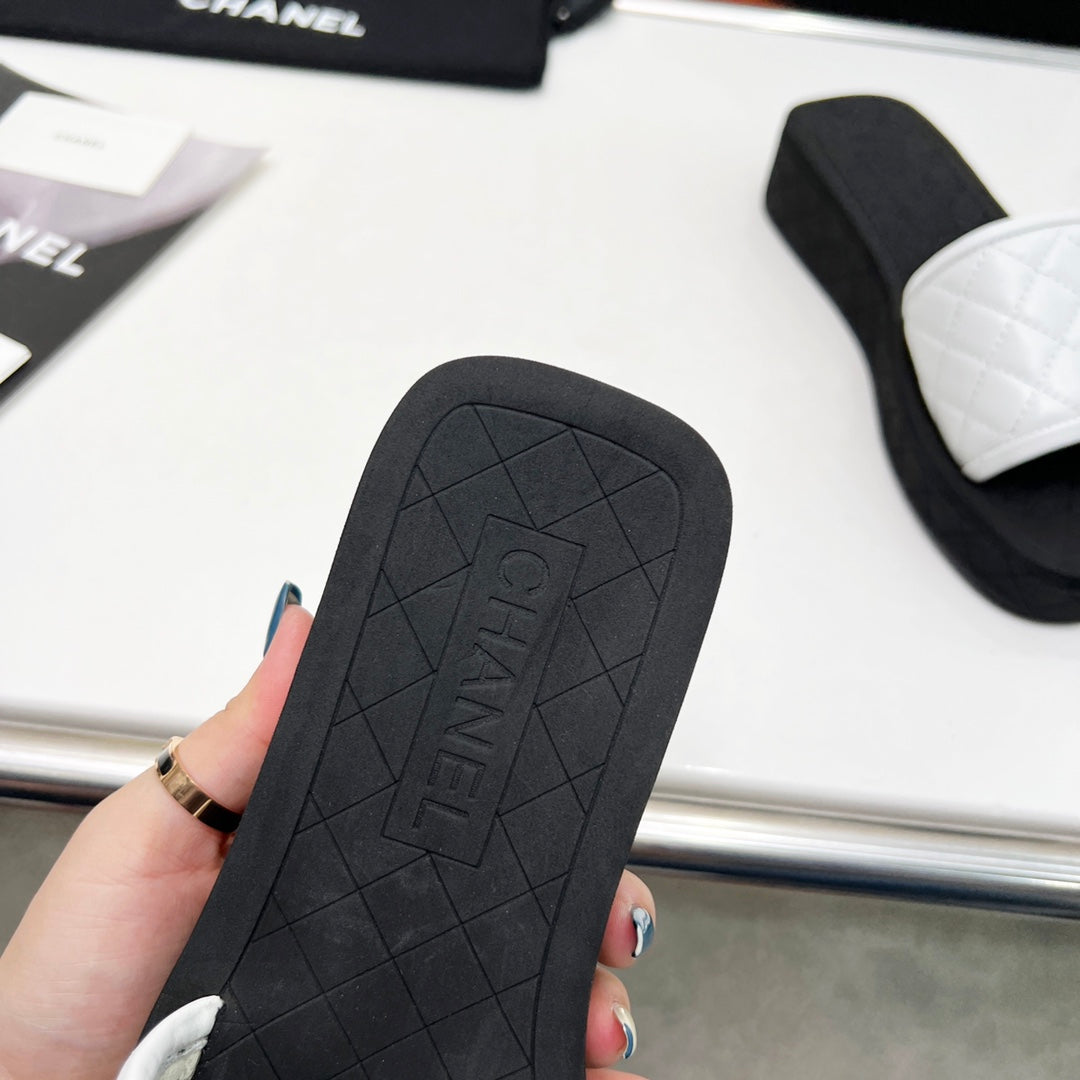 Luxury Shoes Sandals - CHL - 632