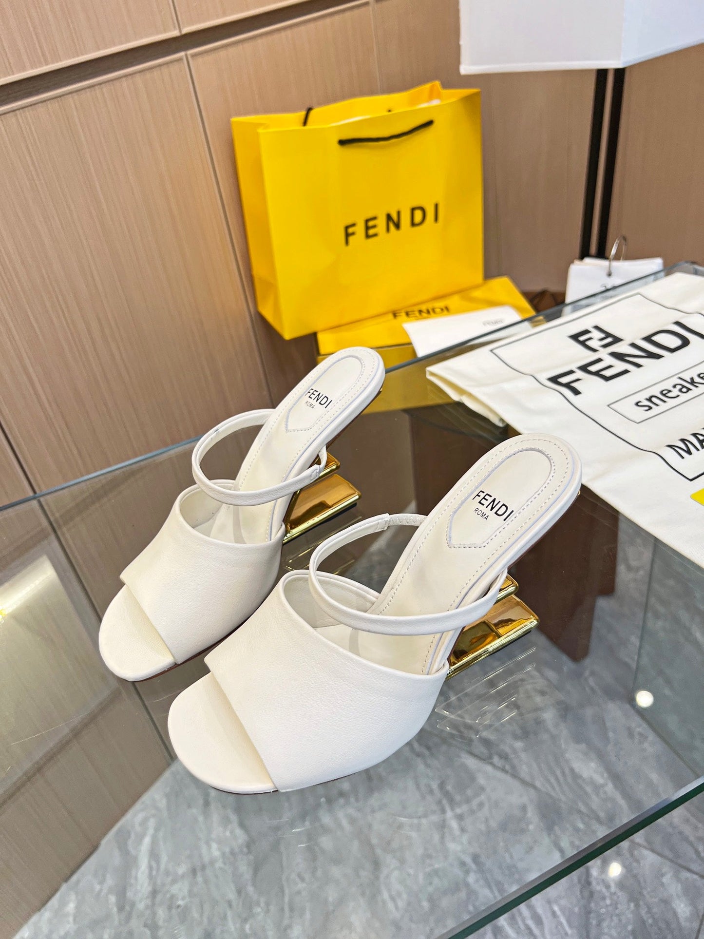 Luxury Shoes - FED - 158