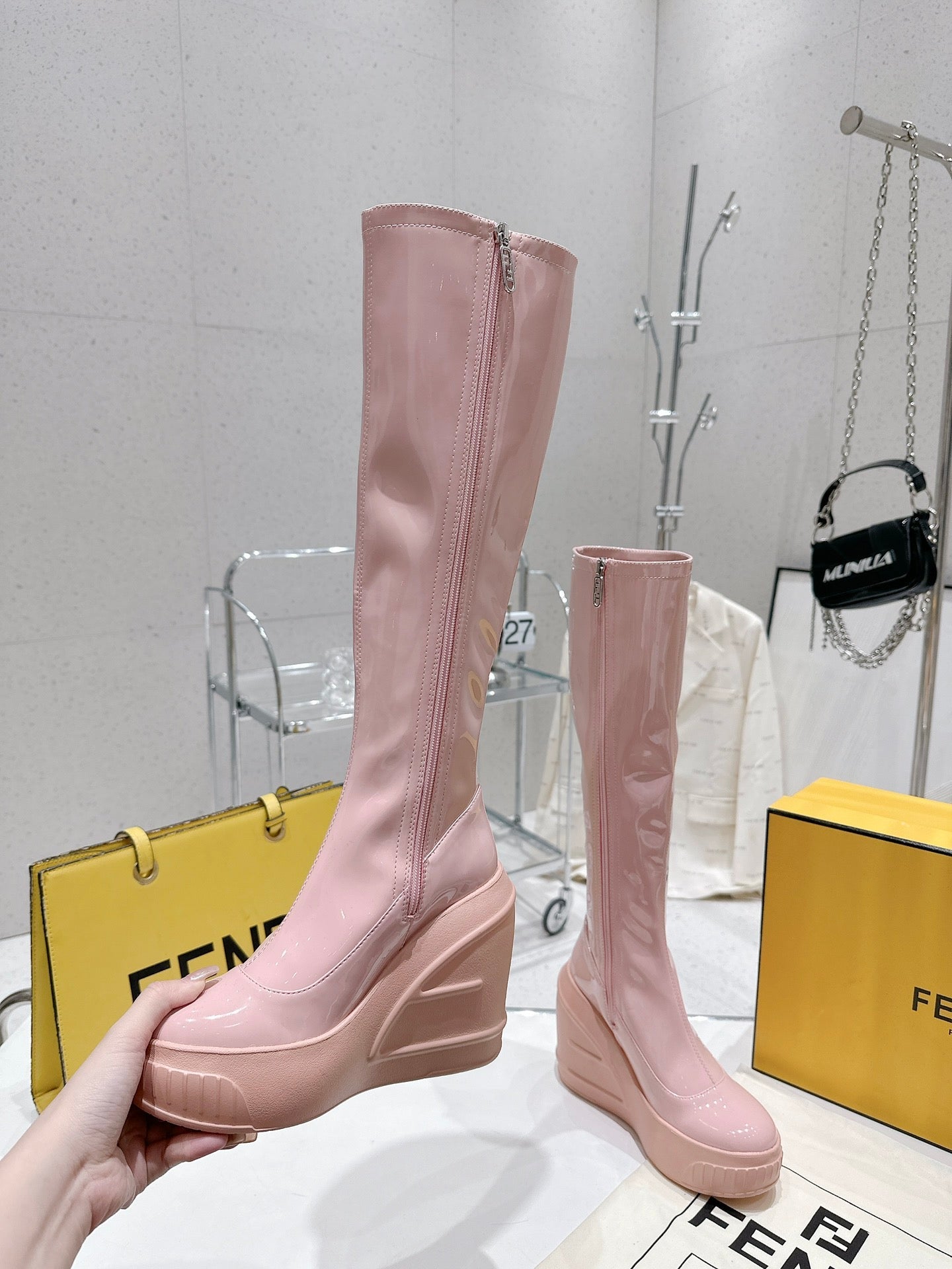 Luxury Shoes - FED - 128