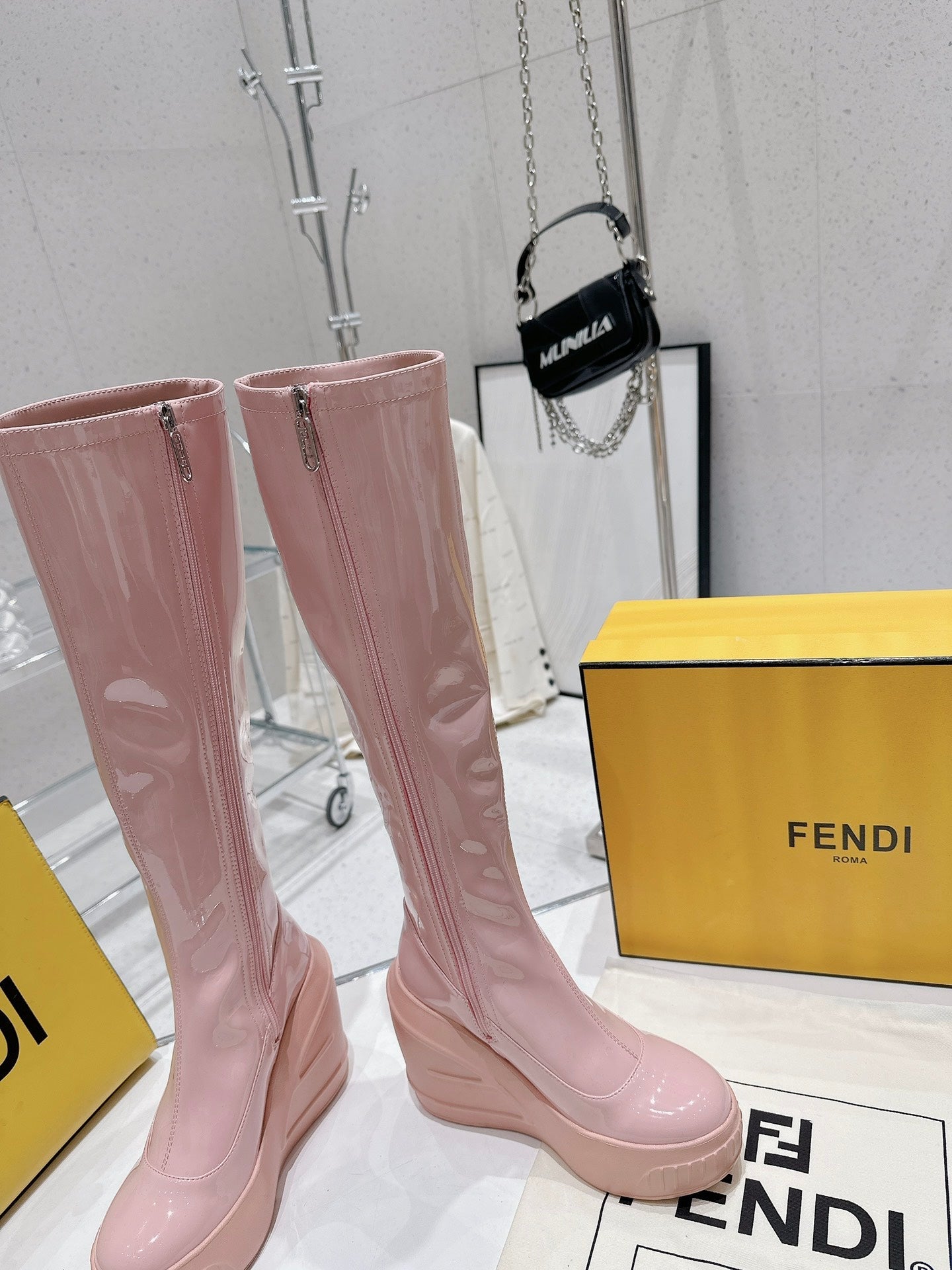 Luxury Shoes - FED - 128