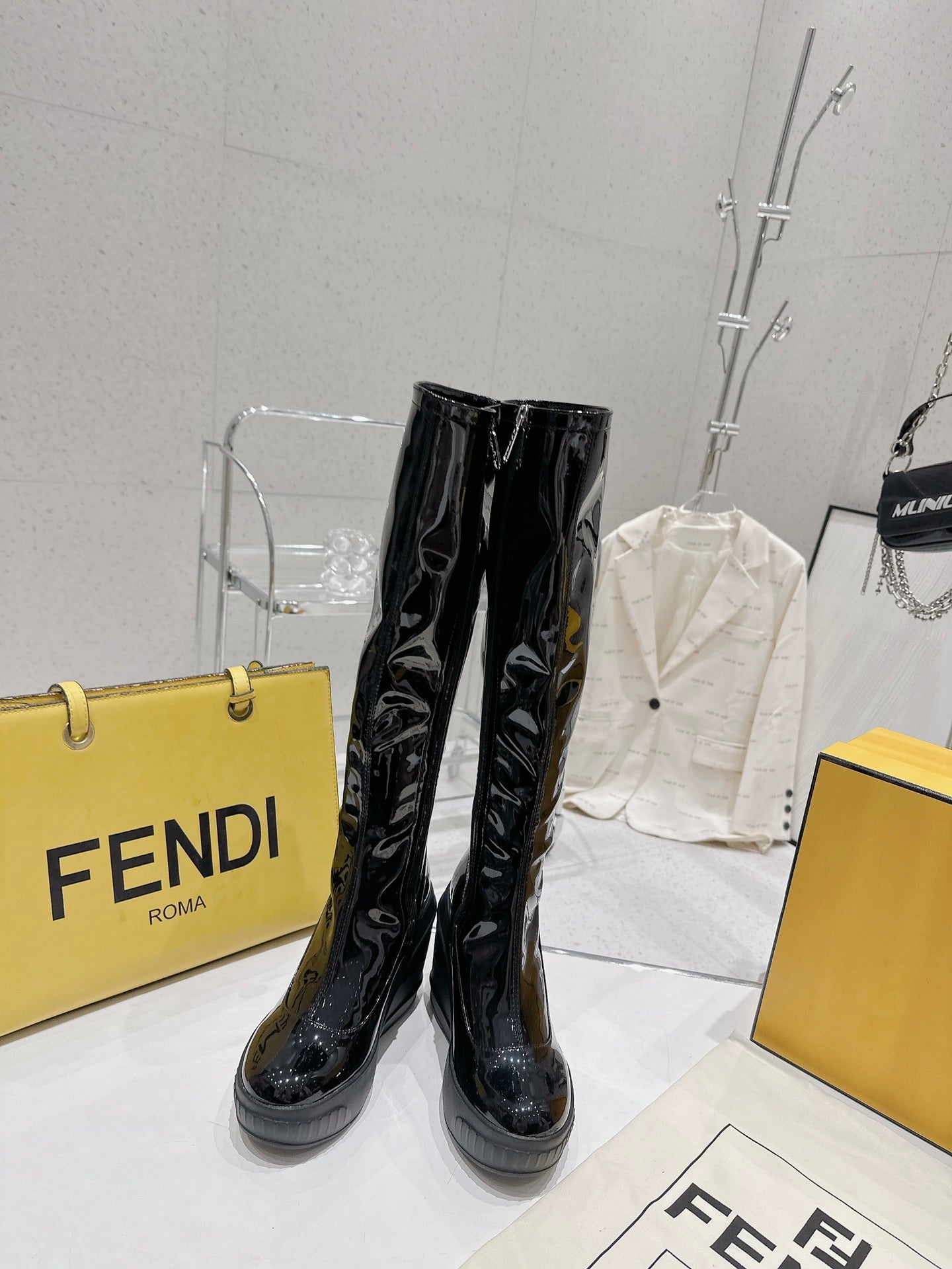 Luxury Shoes - FED - 127