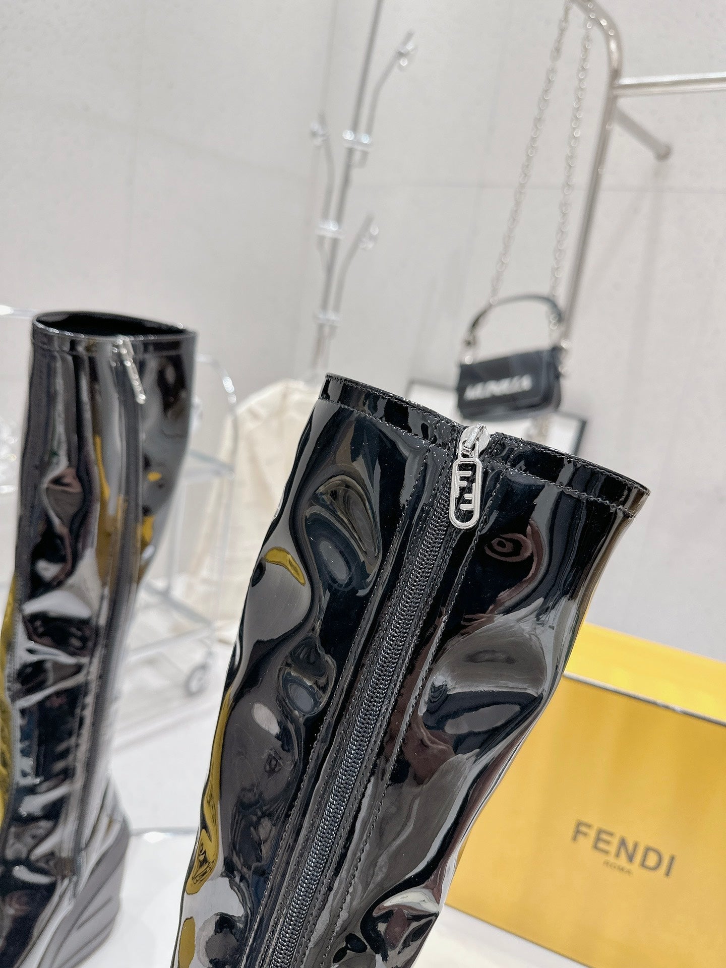 Luxury Shoes - FED - 127