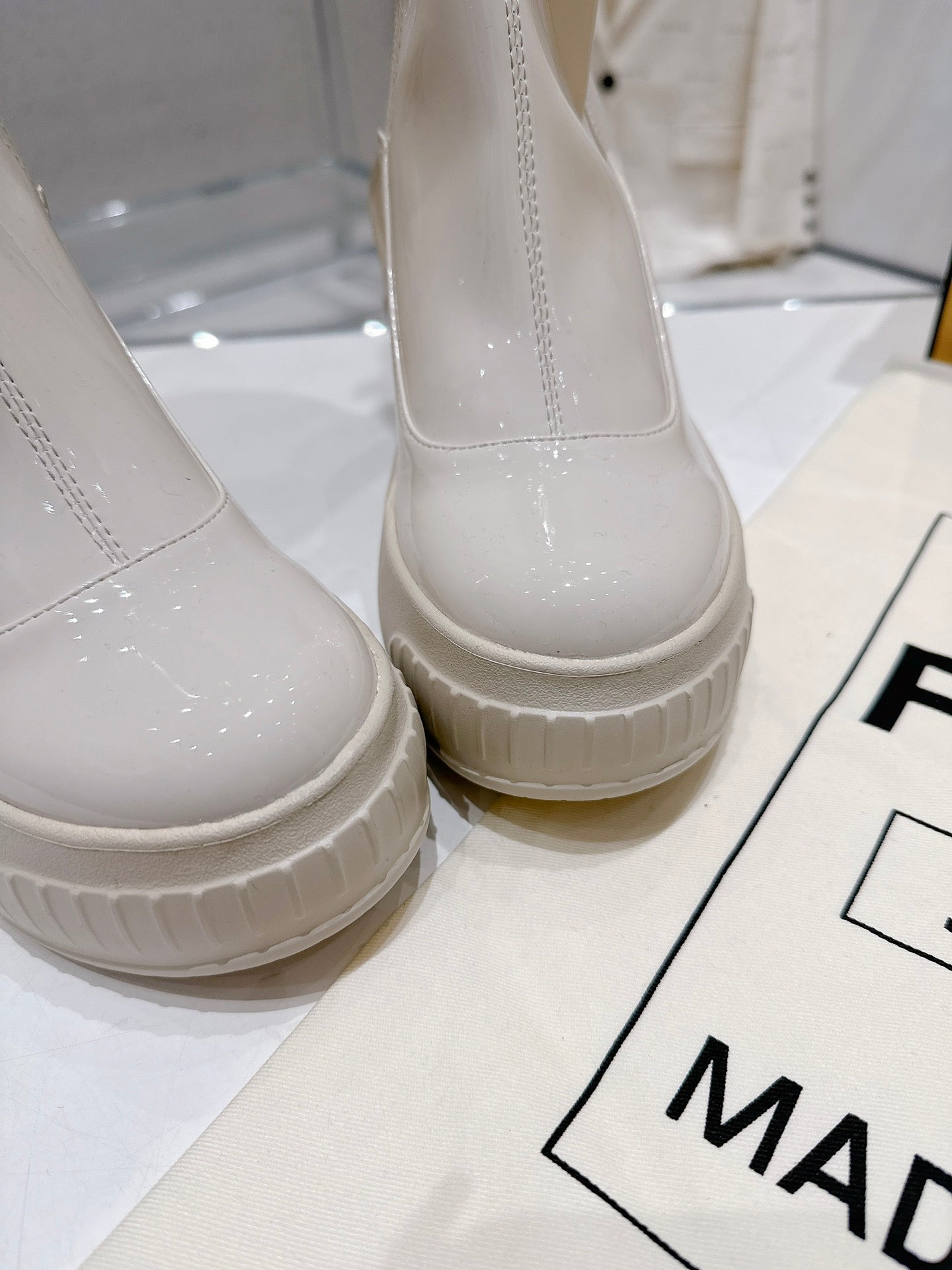 Luxury Shoes - FED - 126