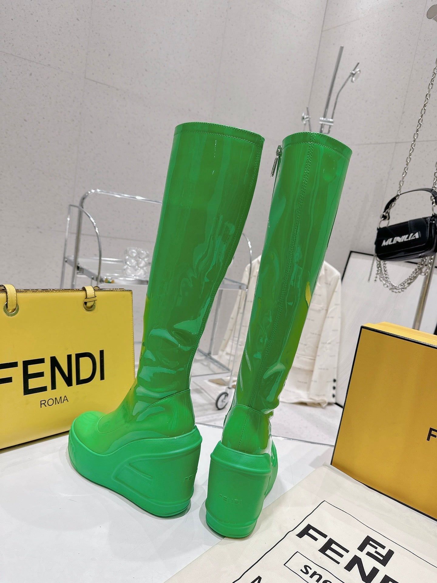 Luxury Shoes - FED - 125