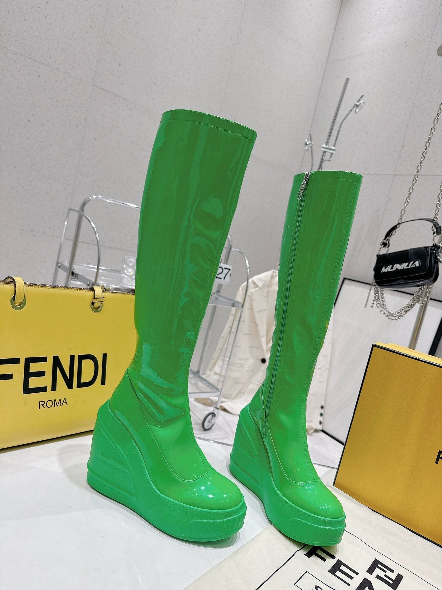 Luxury Shoes - FED - 125