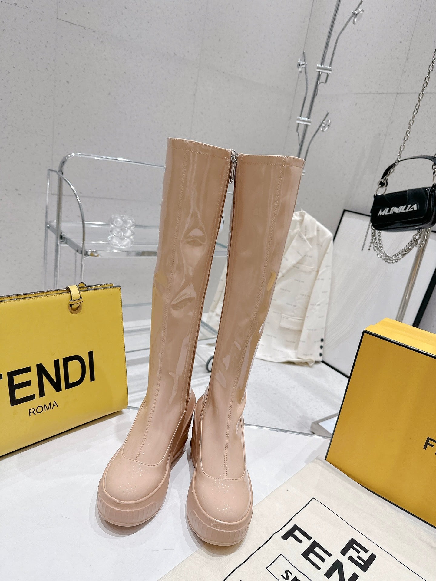 Luxury Shoes - FED - 124