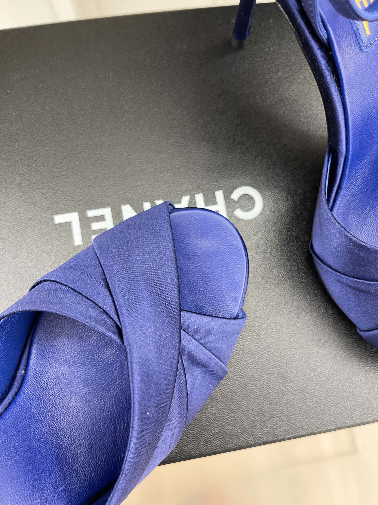 Luxury Shoes Sandals - CHL - 585