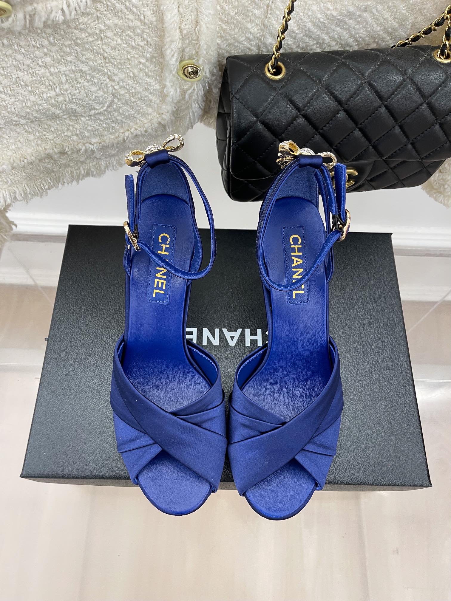 Luxury Shoes Sandals - CHL - 585