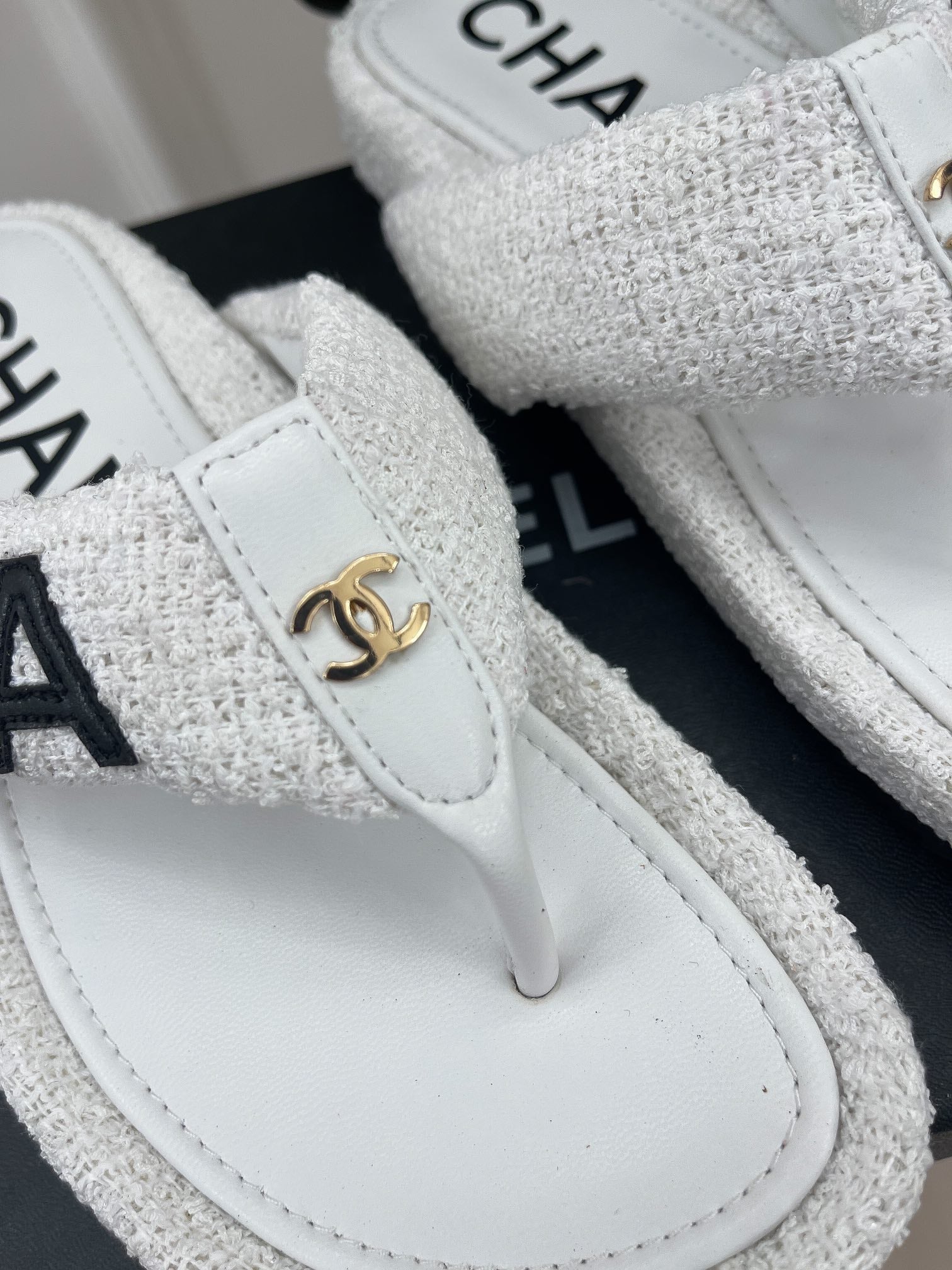 Luxury Shoes Sandals - CHL - 587