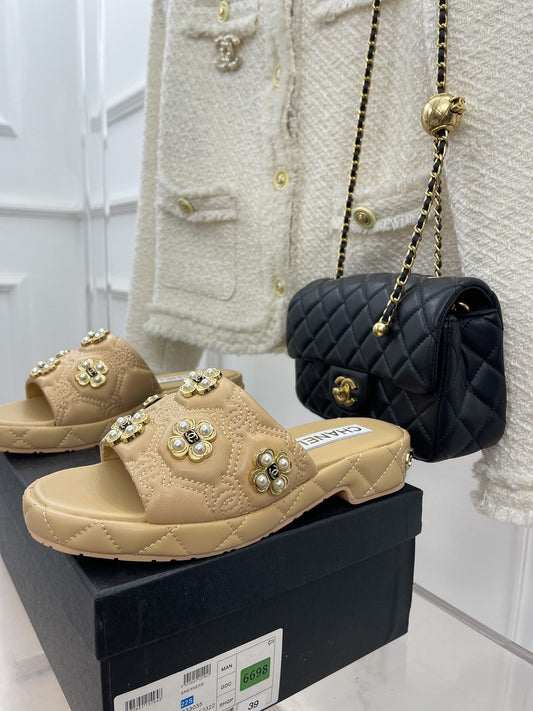 Luxury Shoes Sandals - CHL - 048