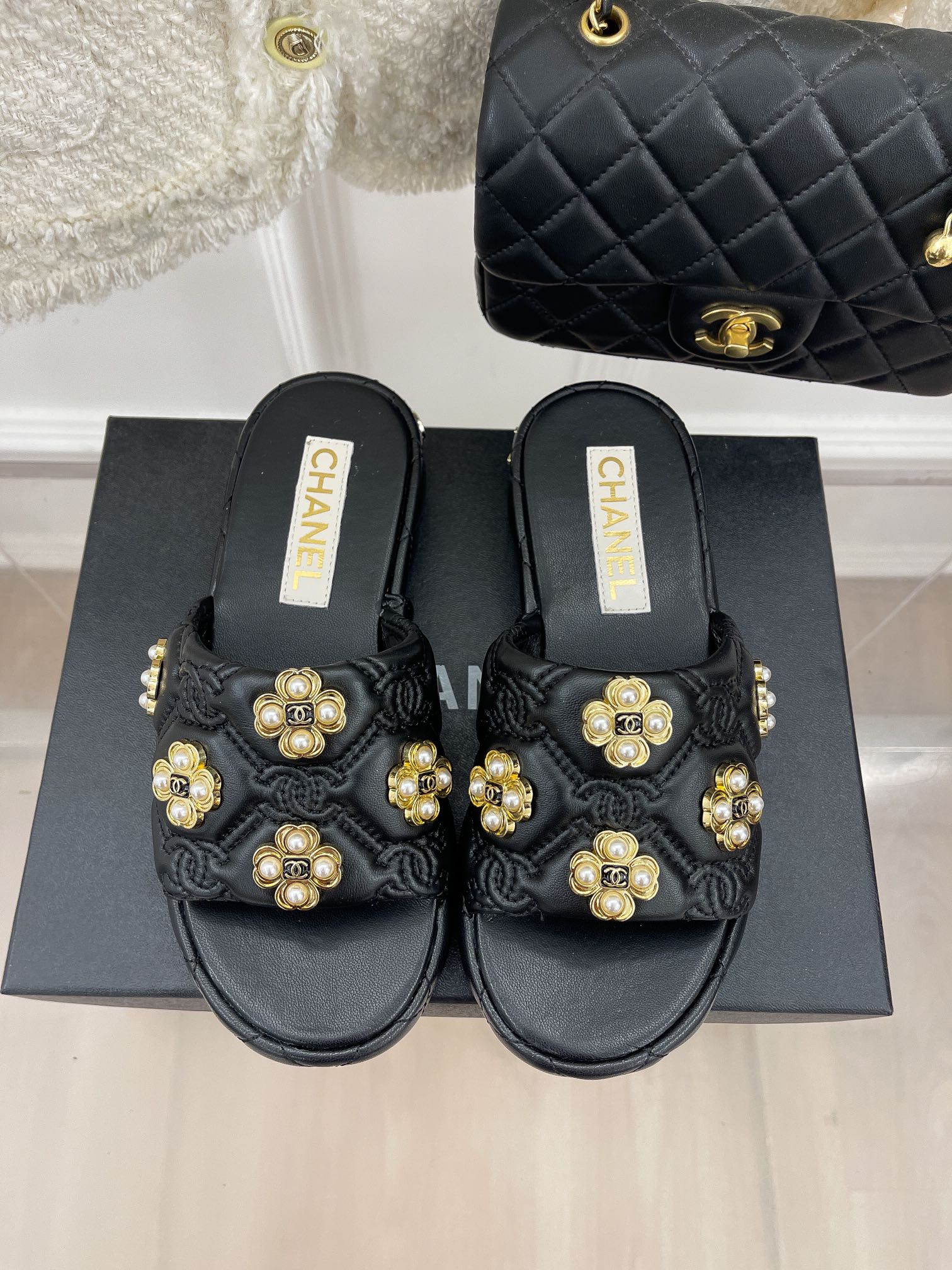 Luxury Shoes Sandals - CHL - 052