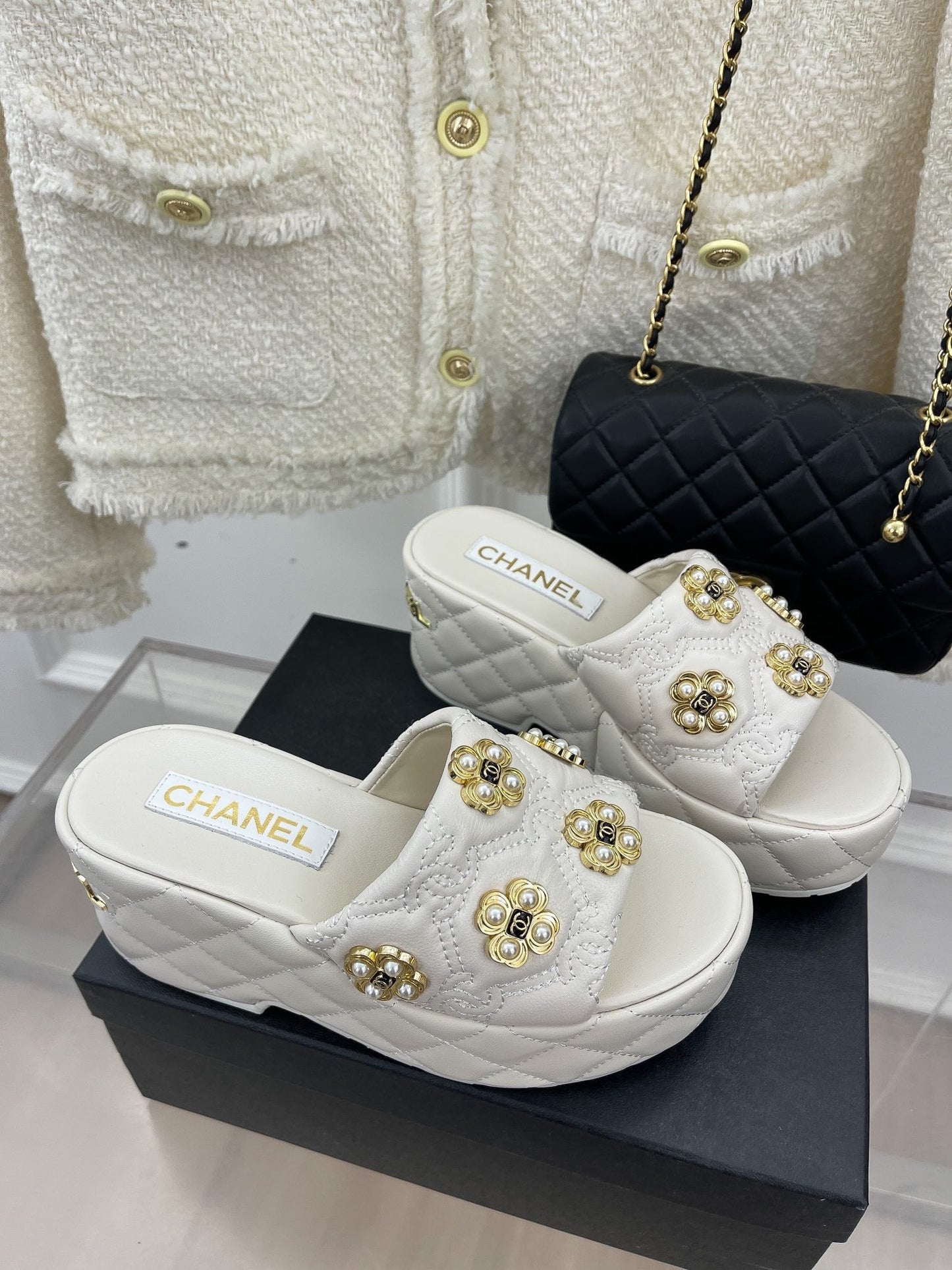 Luxury Shoes Sandals - CHL - 051