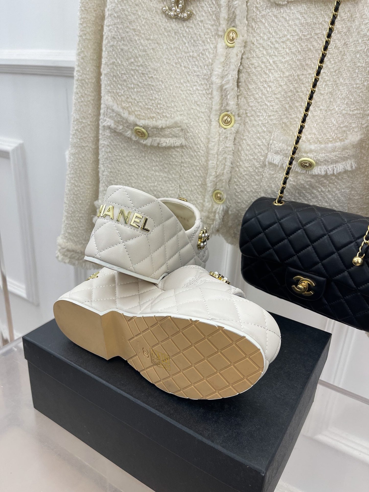 Luxury Shoes Sandals - CHL - 051