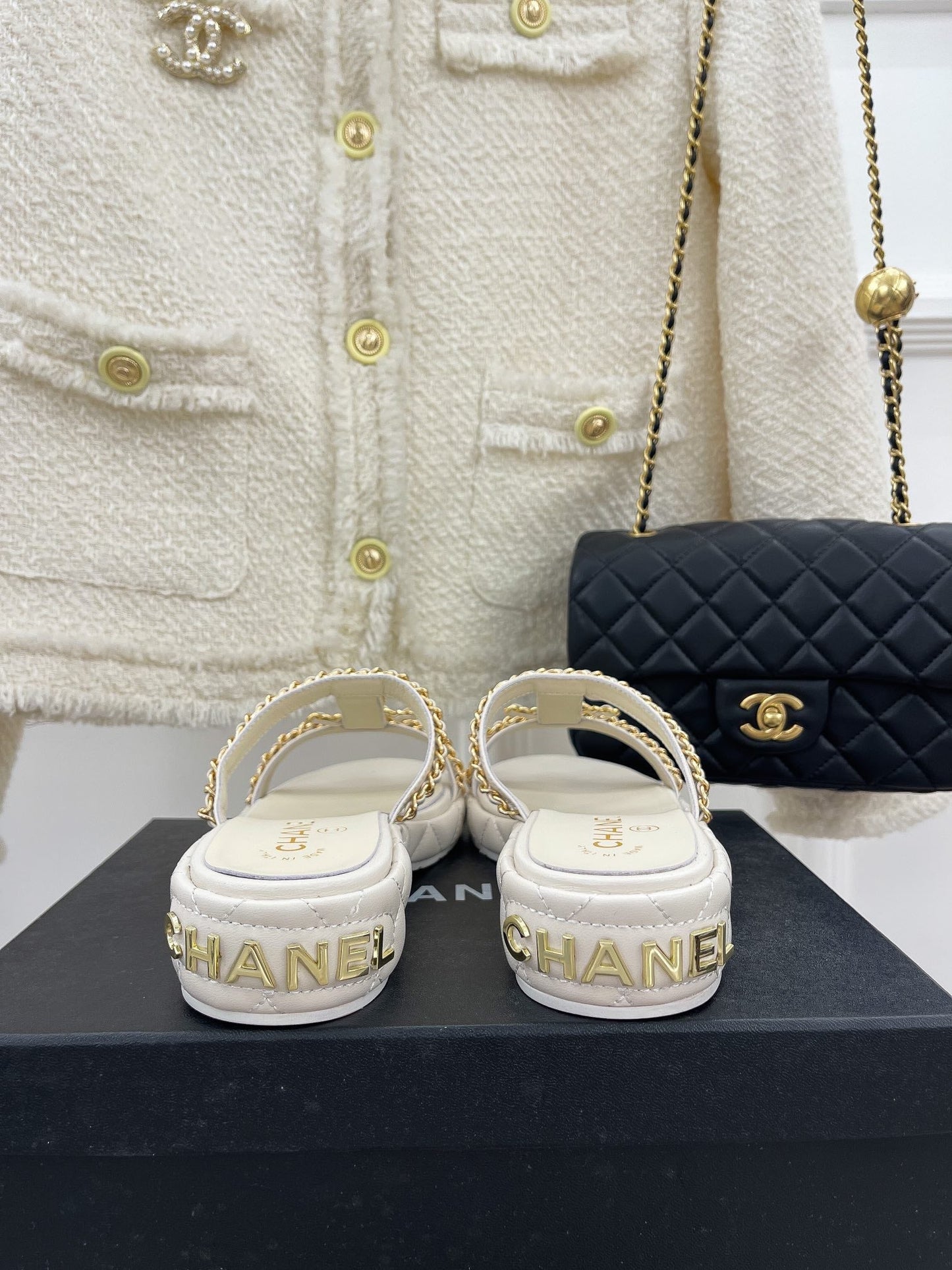 Luxury Shoes Sandals - CHL - 036