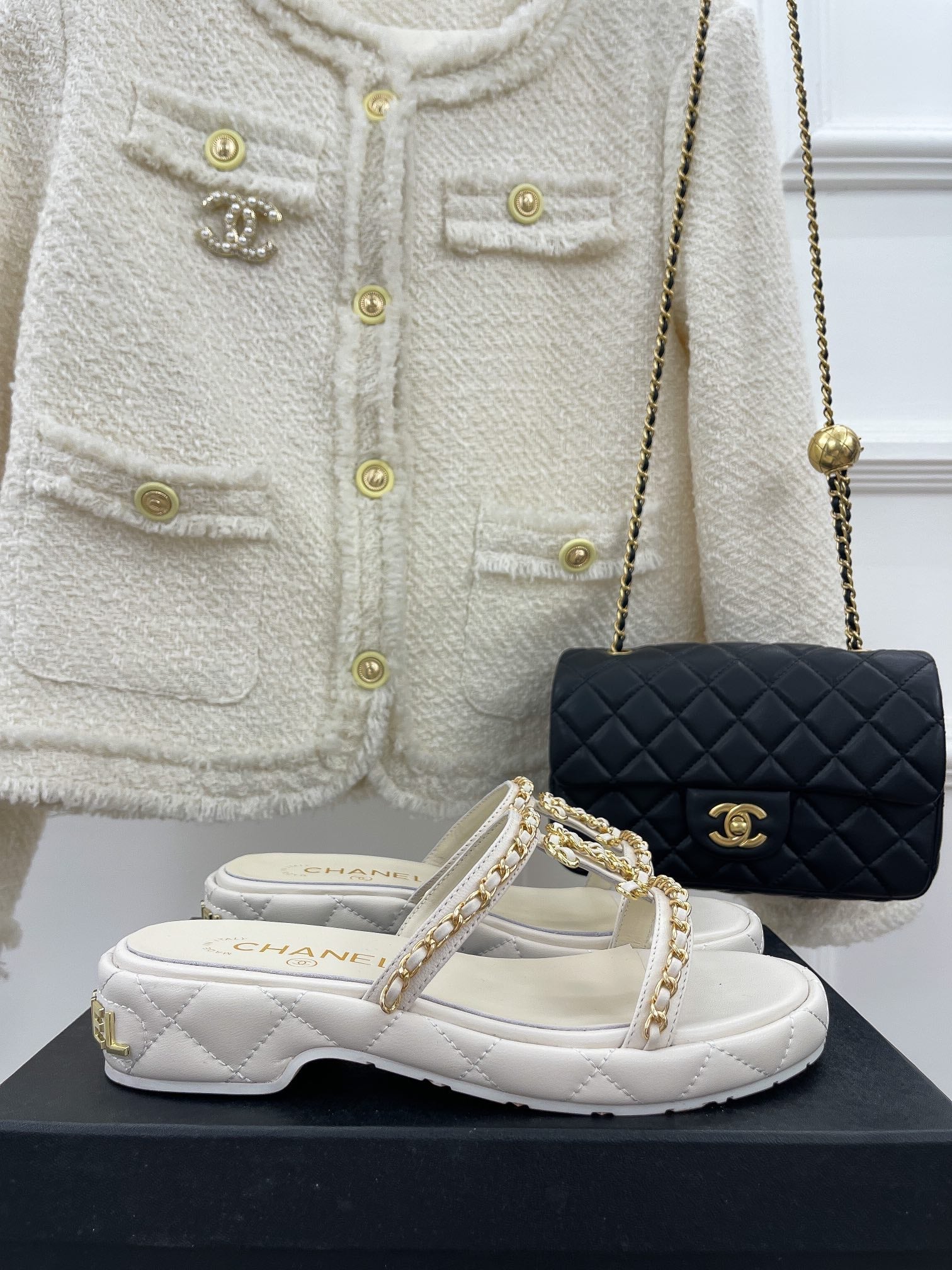 Luxury Shoes Sandals - CHL - 036