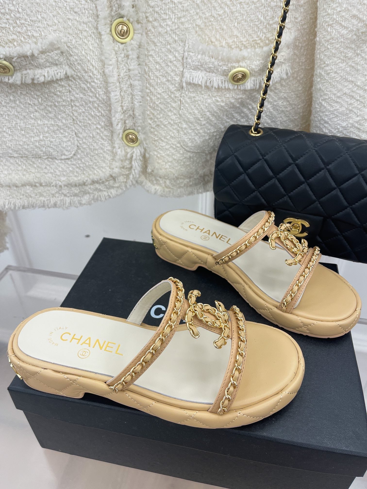 Luxury Shoes Sandals - CHL - 044