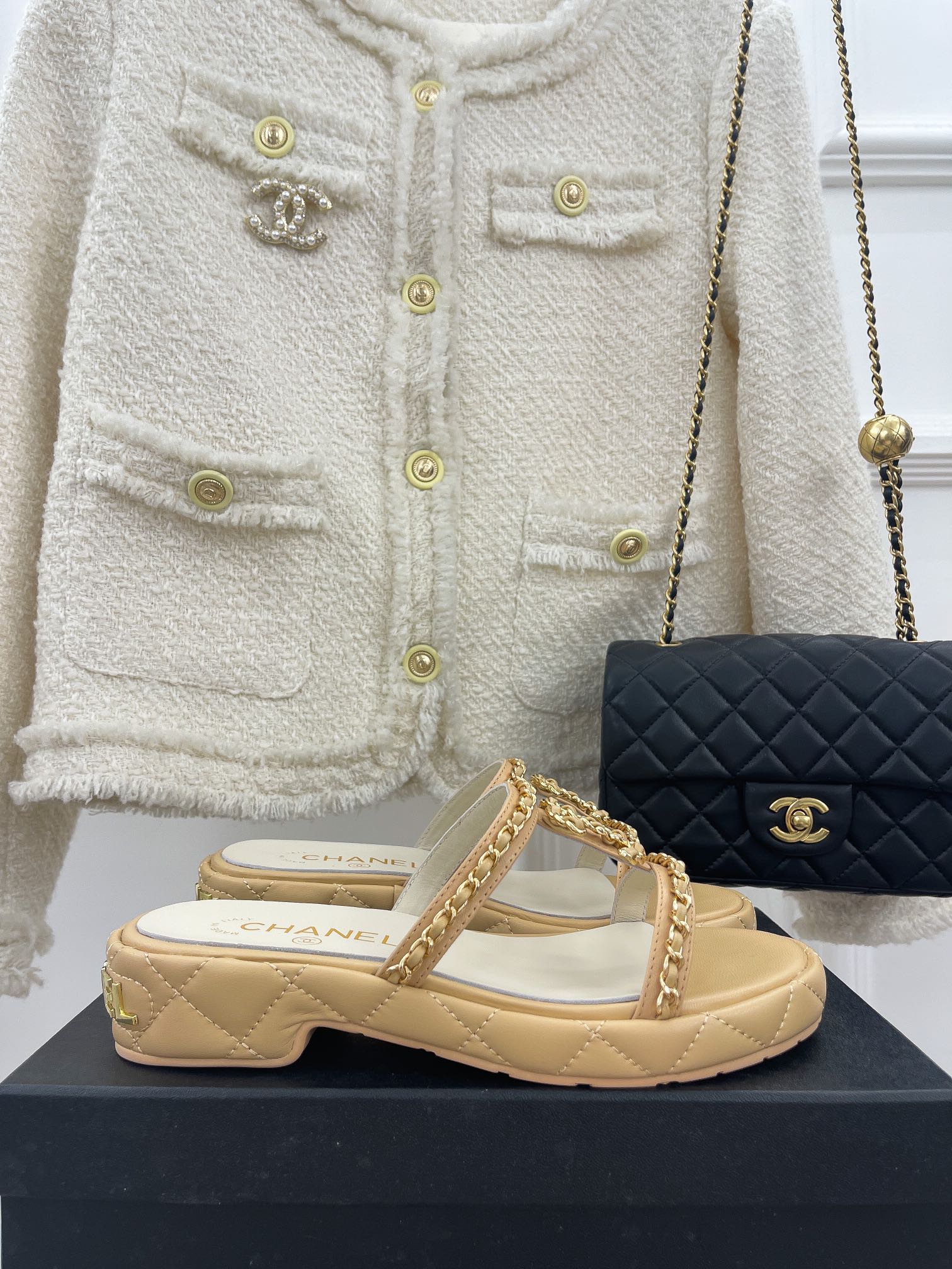 Luxury Shoes Sandals - CHL - 044