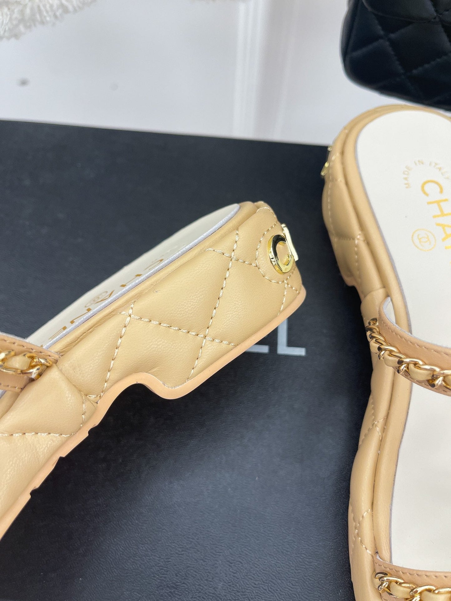 Luxury Shoes Sandals - CHL - 044