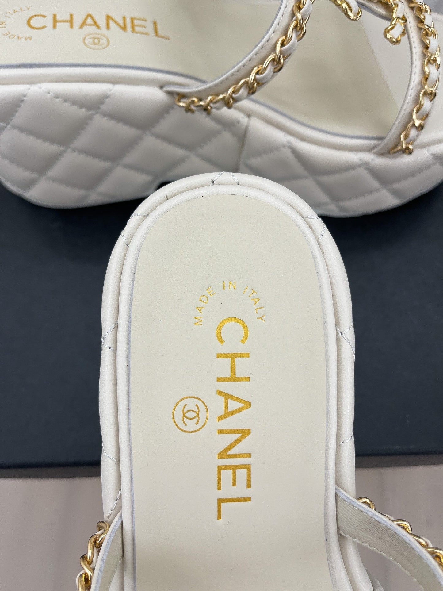 Luxury Shoes Sandals - CHL - 037